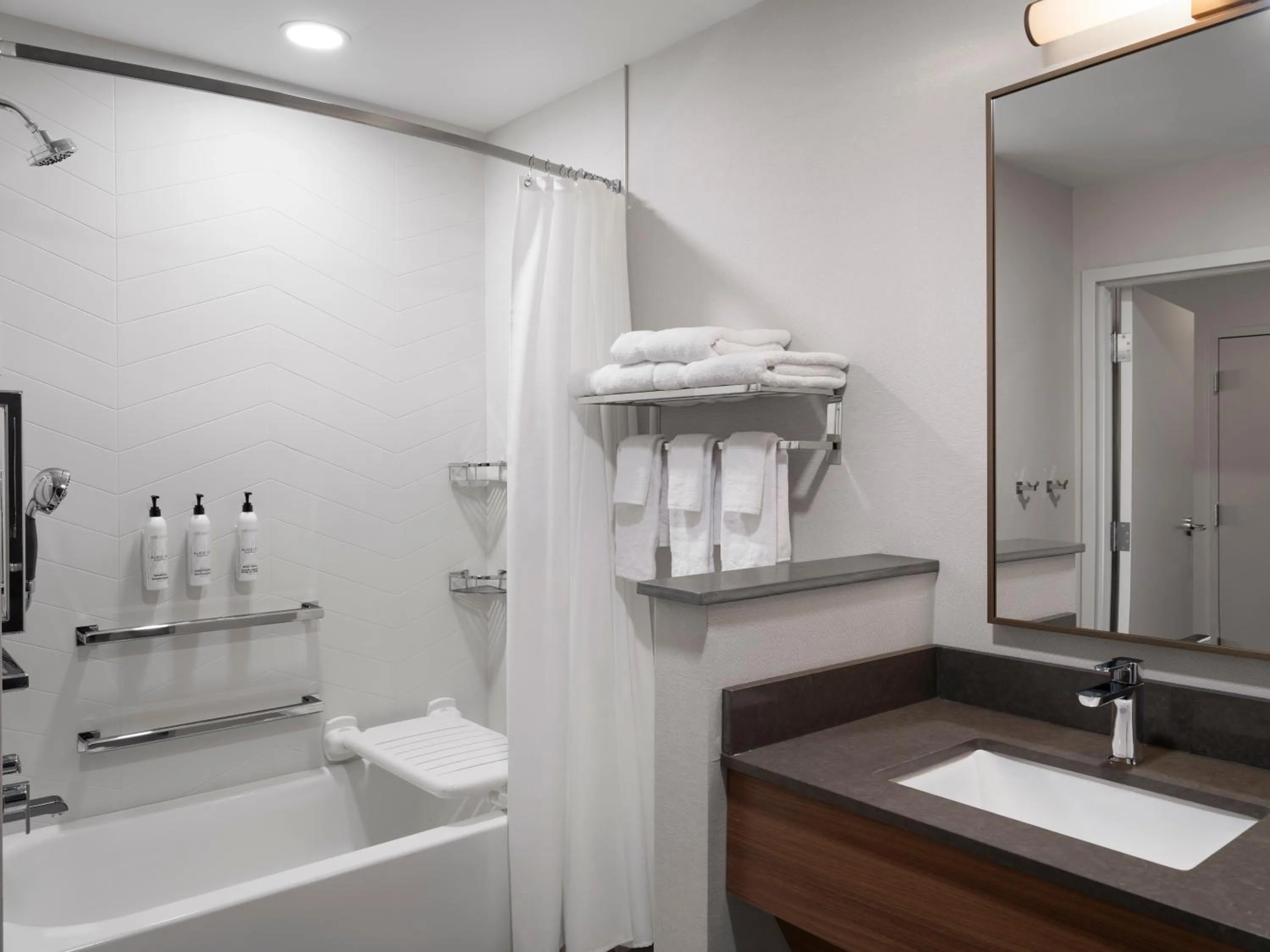 Bathroom in Fairfield by Marriott Inn & Suites Corbin
