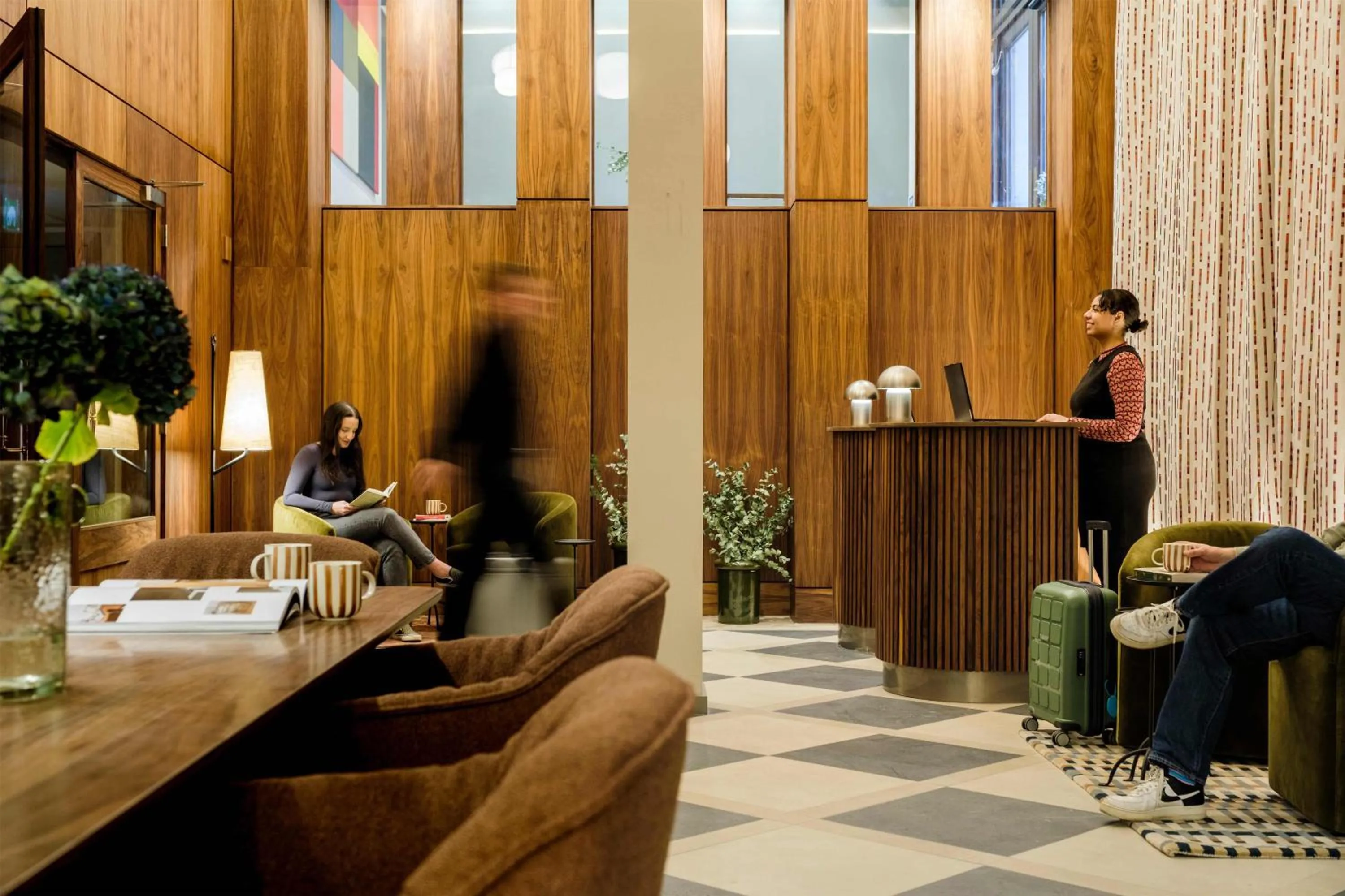 Lobby or reception in The Wellington Glasgow by Adina