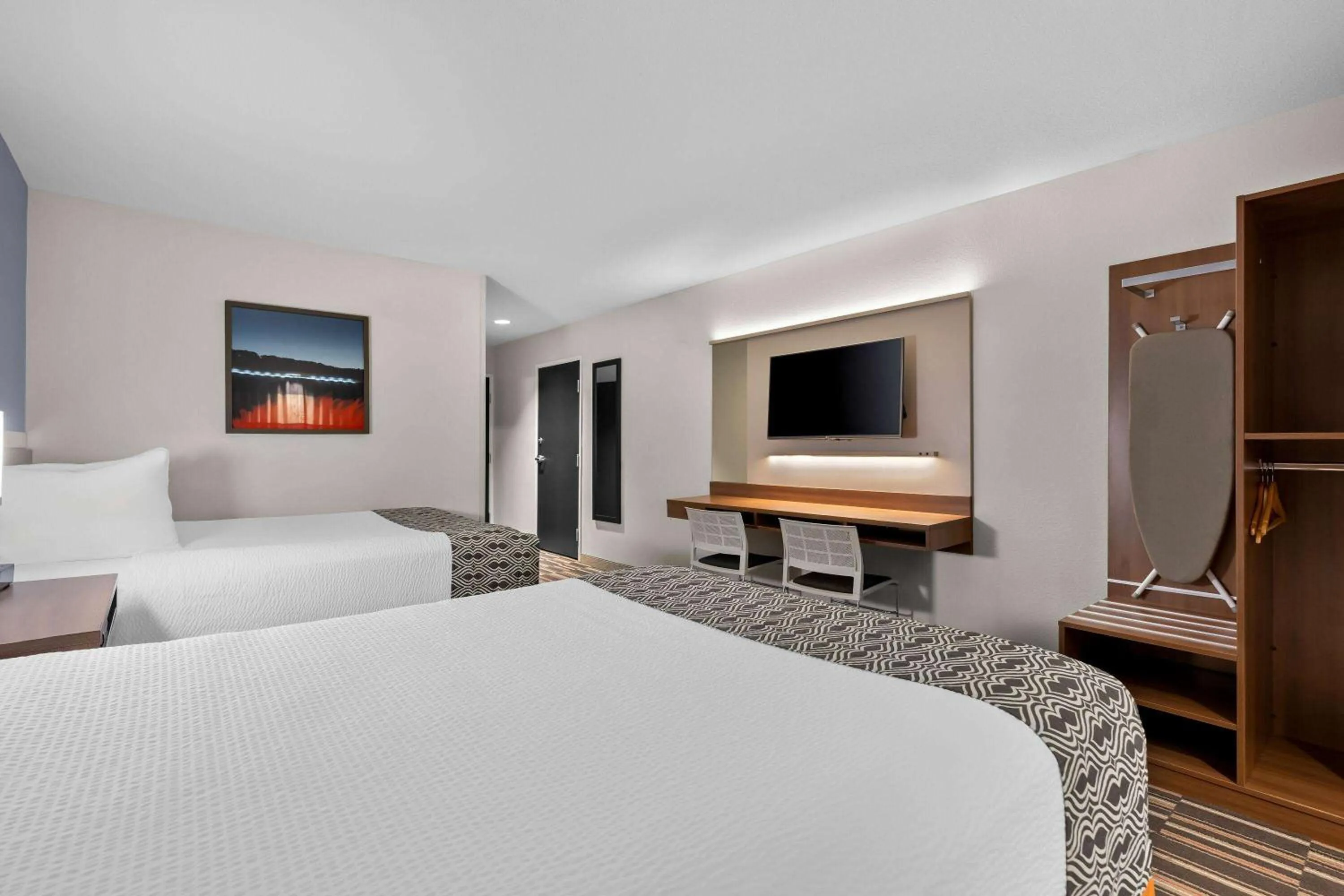 Bed in Microtel Inn & Suites by Wyndham Sweetwater