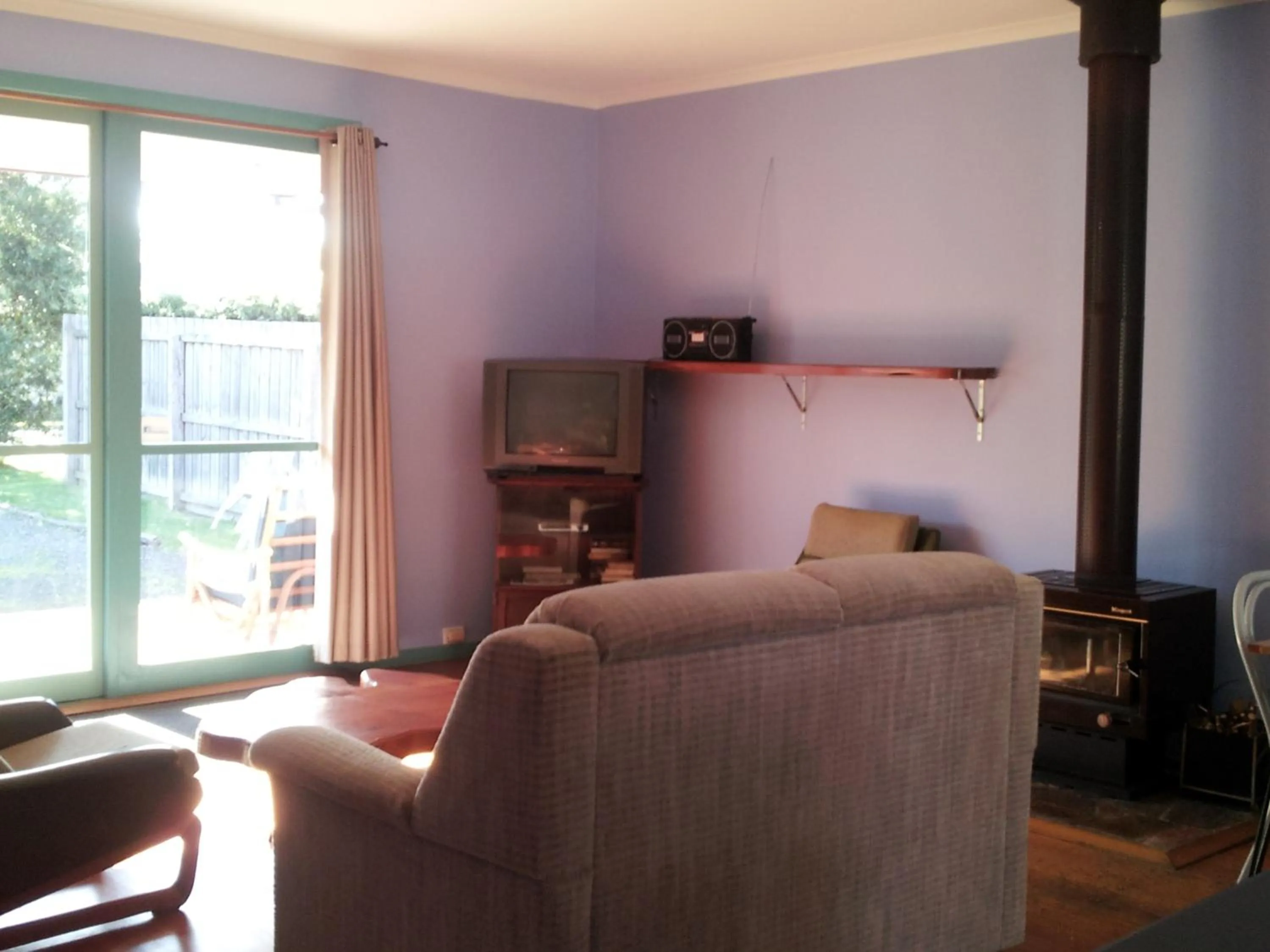 TV and multimedia in Anglesea Backpackers