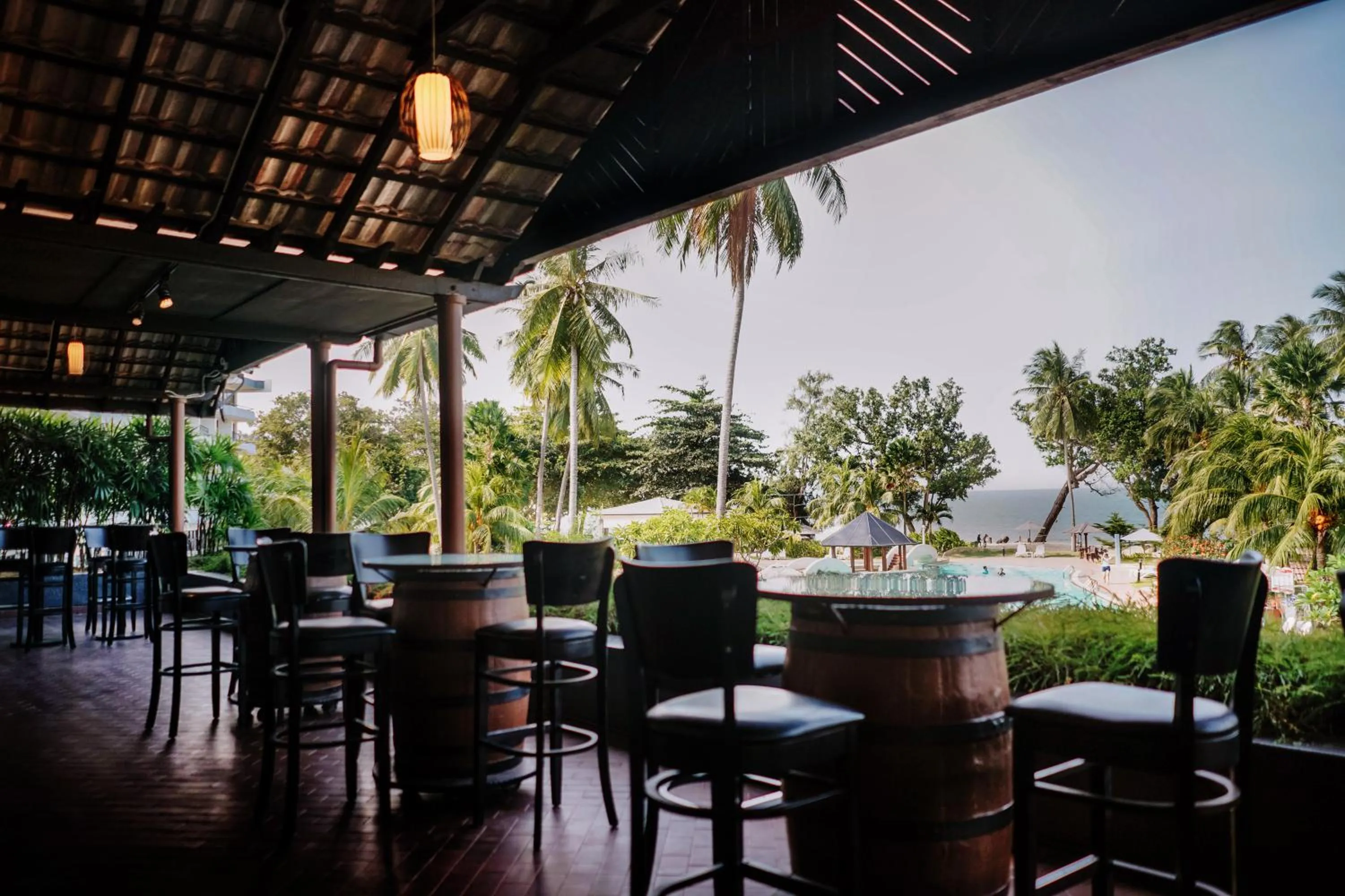 Lounge or bar in Tunamaya Beach & Spa Resort- Desaru