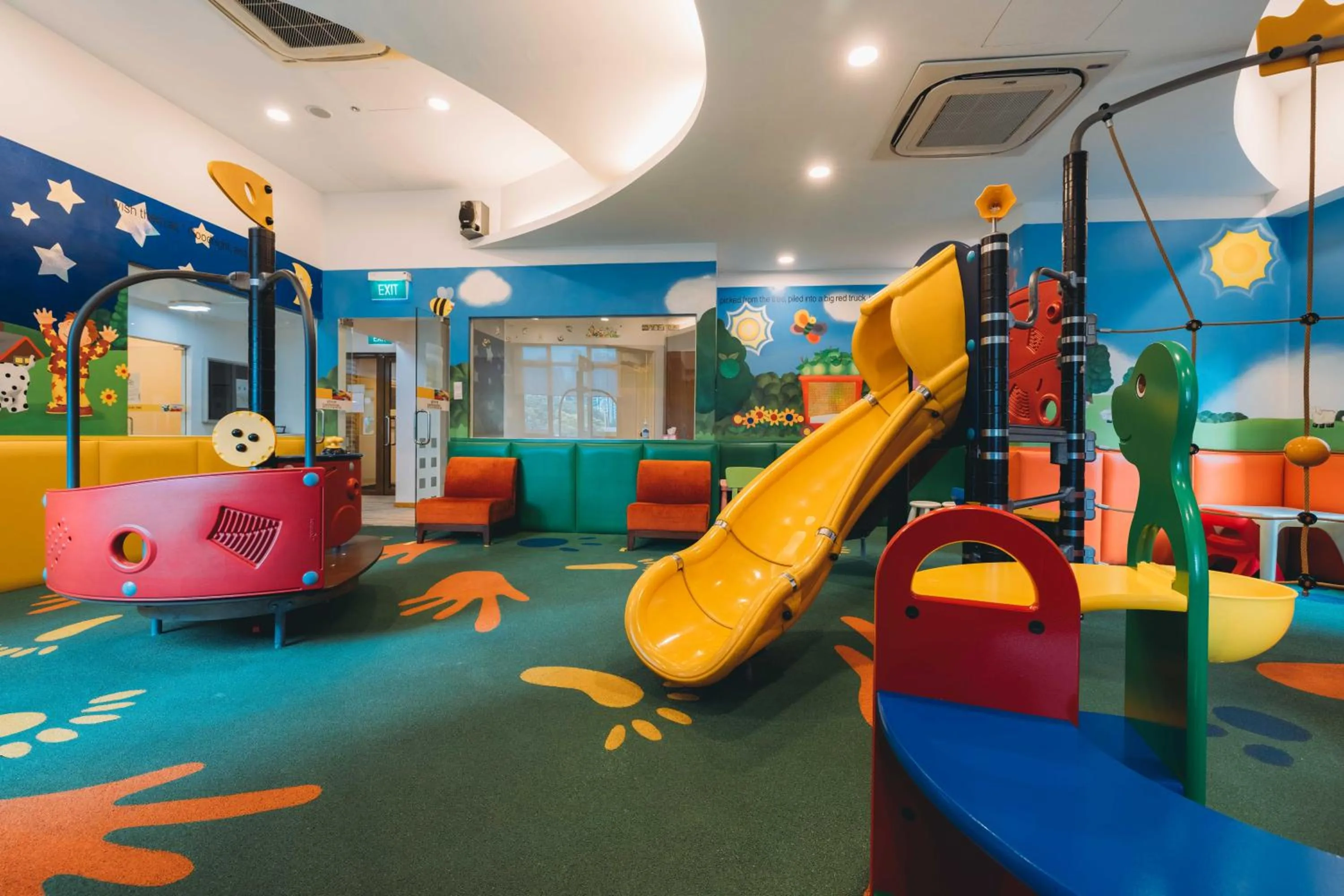 Children play ground in Great World Residences