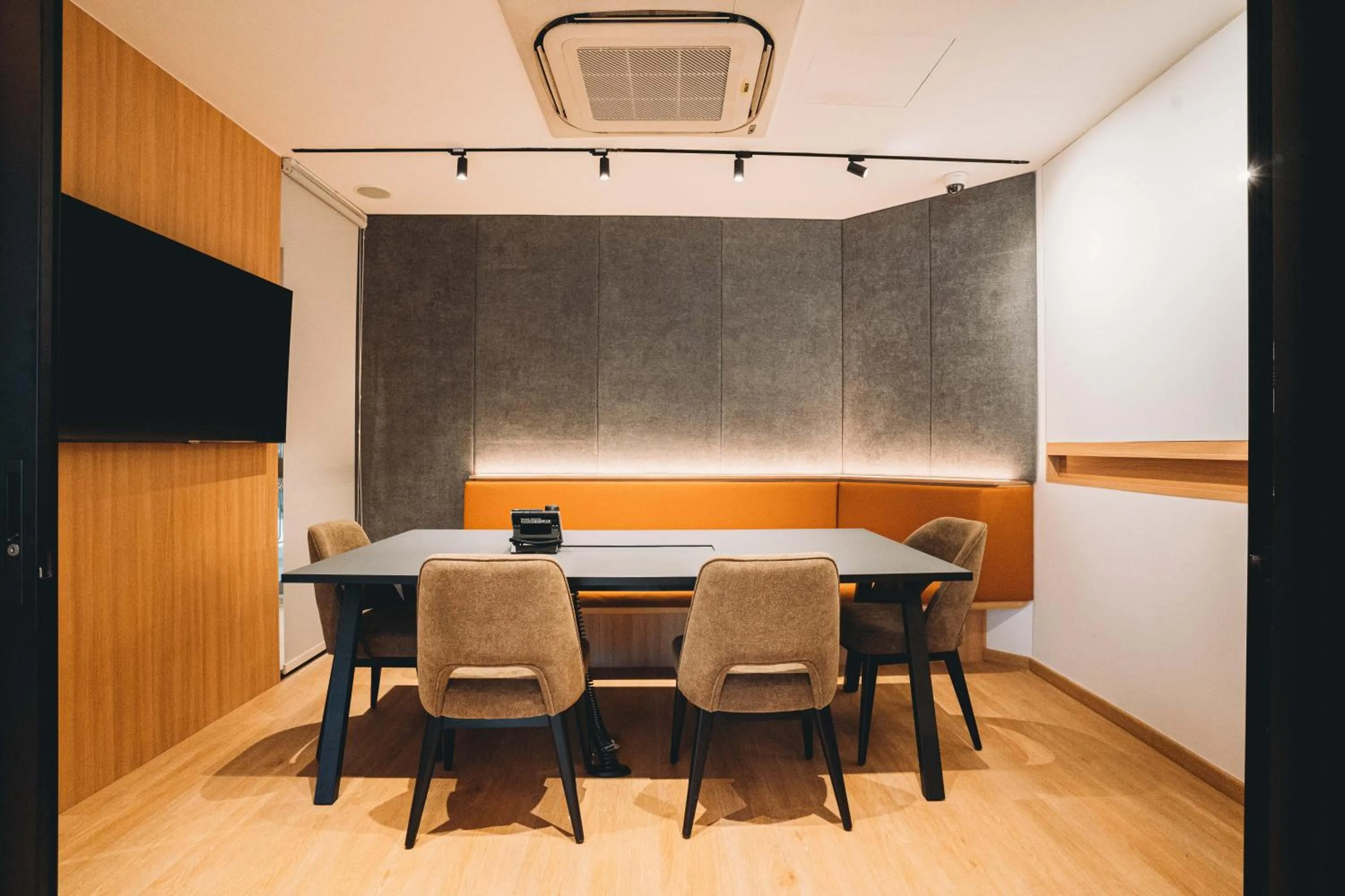 Meeting/conference room in Great World Residences