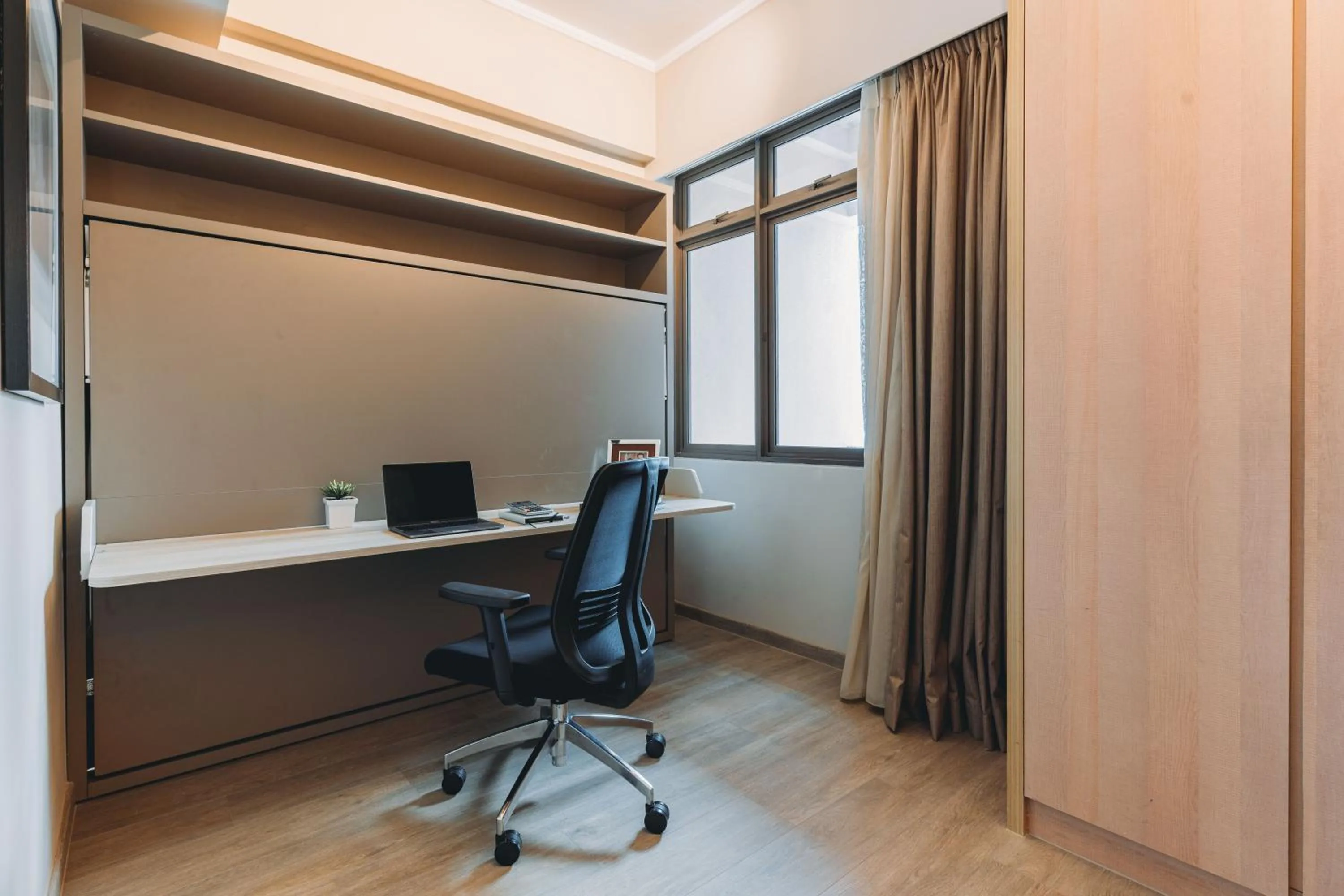 Bedroom in Great World Residences