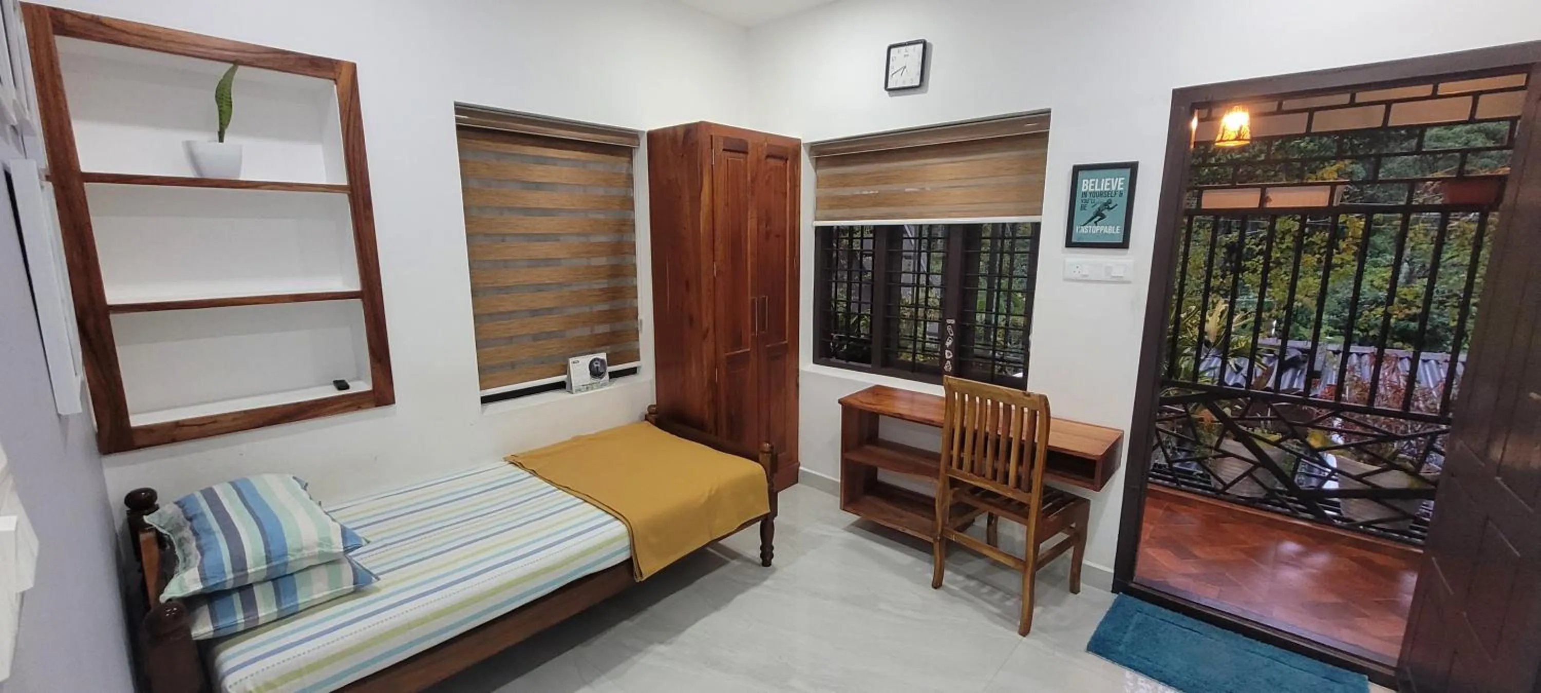 Bed in Periyar Inn