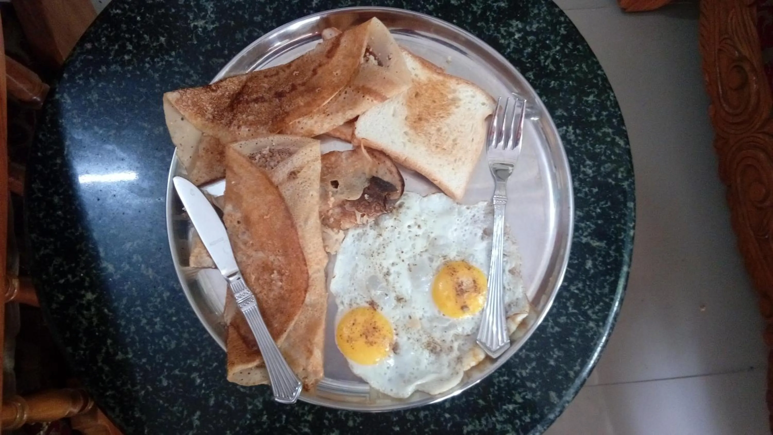 Breakfast in Periyar Inn