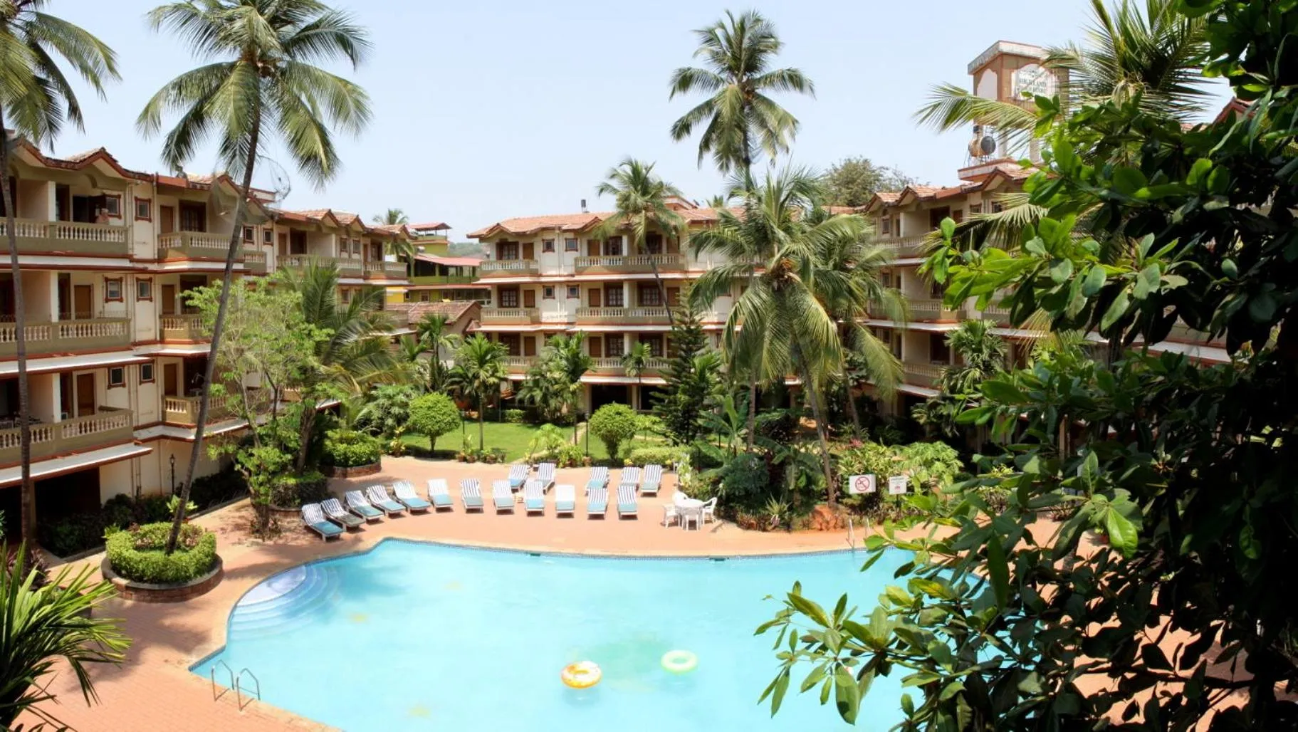 Property building in Lillywoods Highland Beach Resort- Candolim