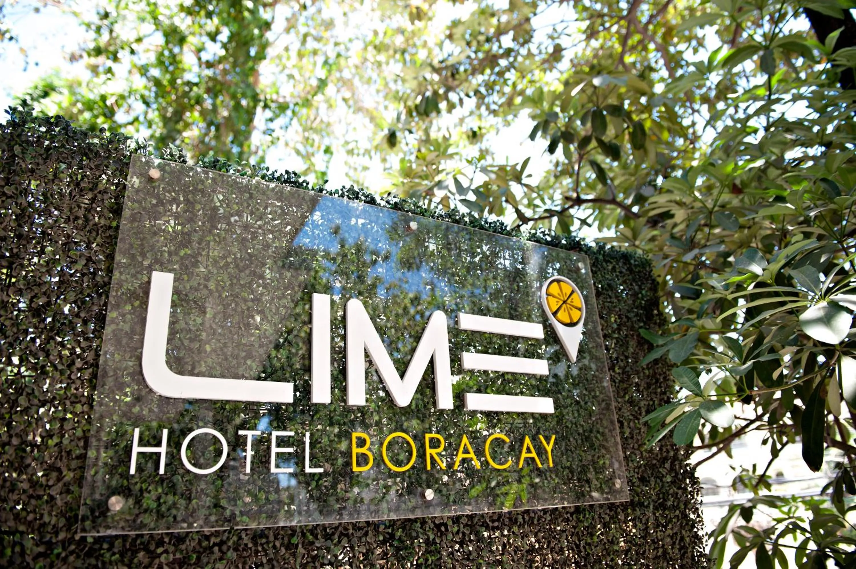 Facade/entrance in Lime Hotel Boracay