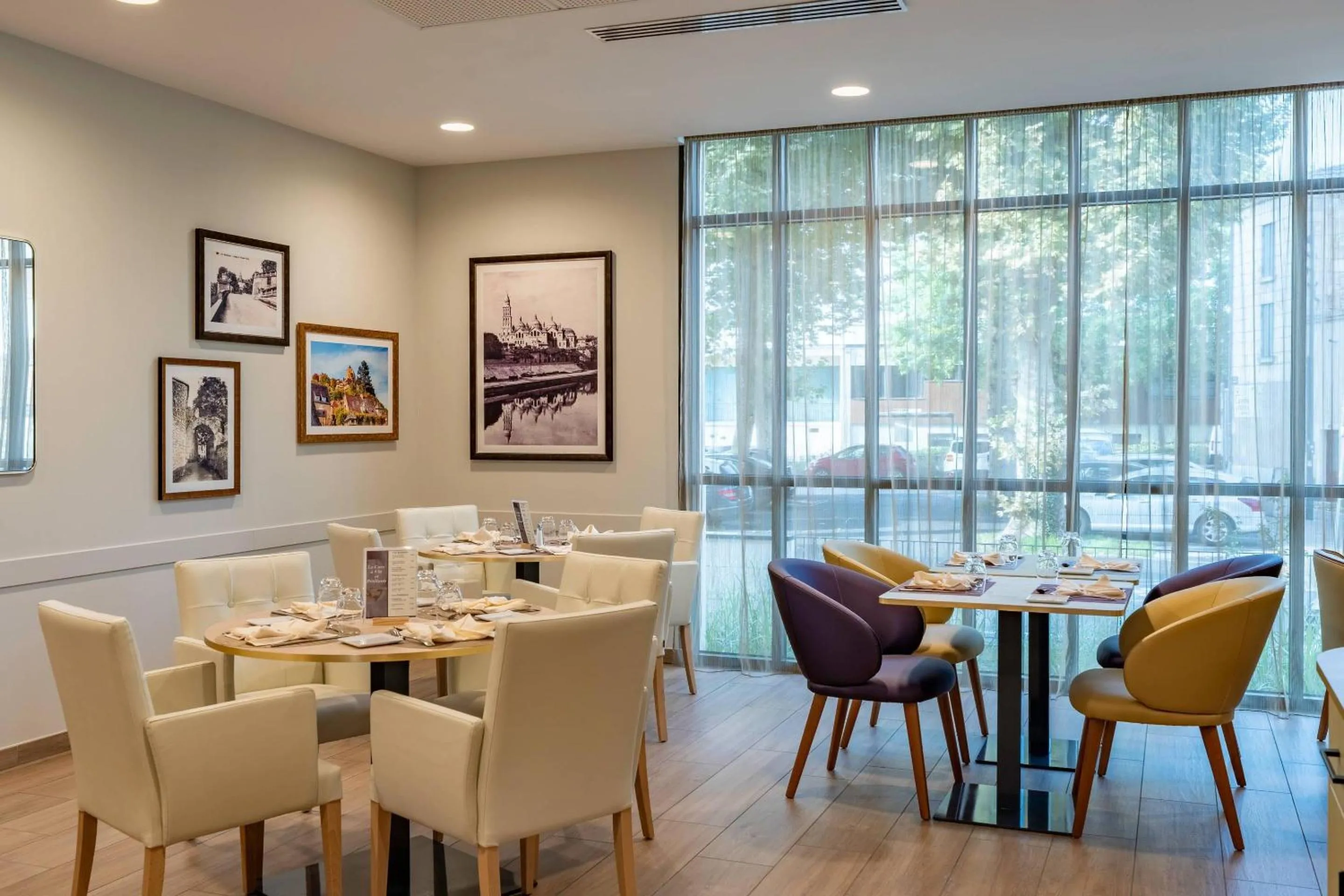 Restaurant/places to eat in Quality Aparthotel Périgueux