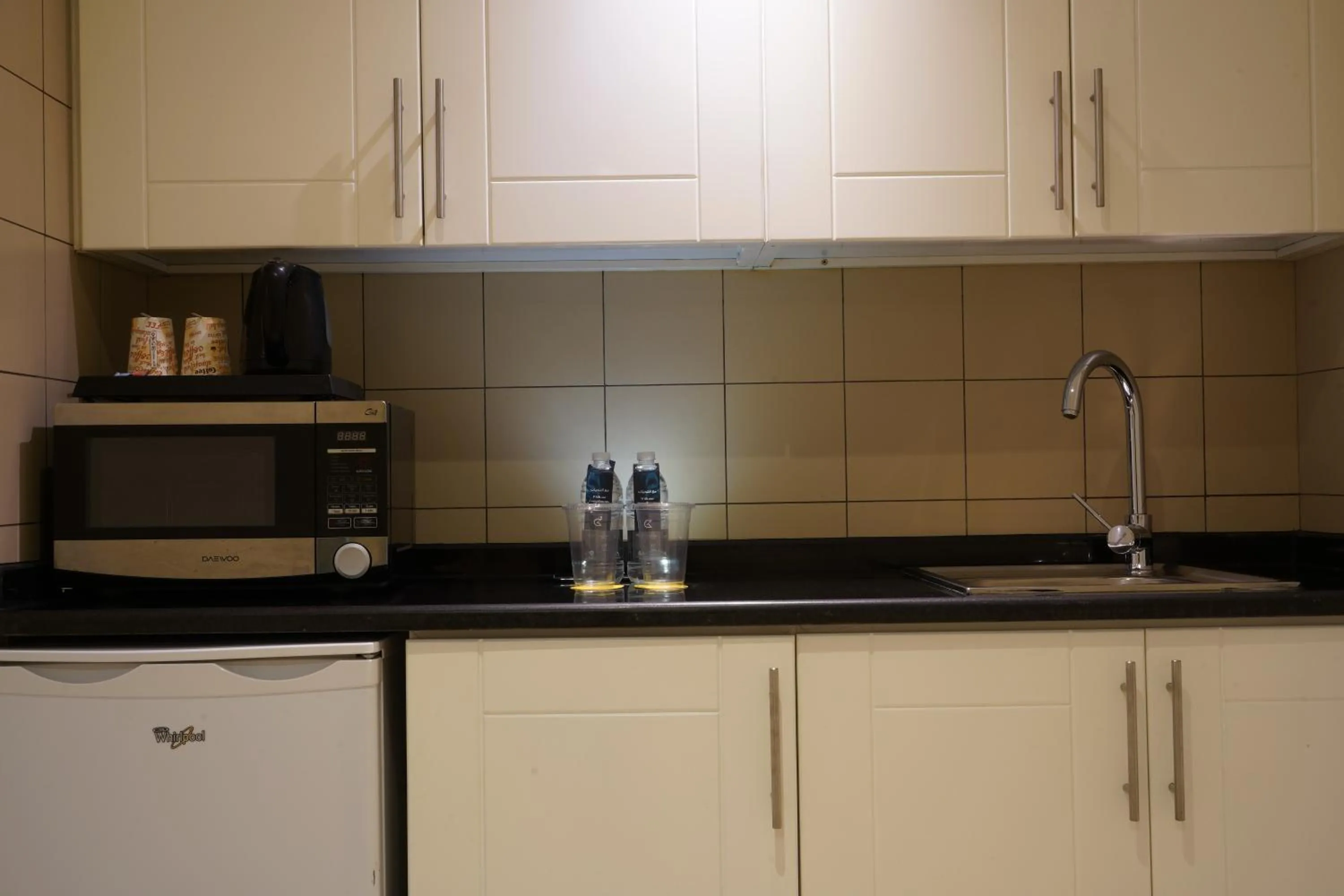 Kitchen or kitchenette, Kitchen/Kitchenette in Golden Tulip Downtown Abu Dhabi