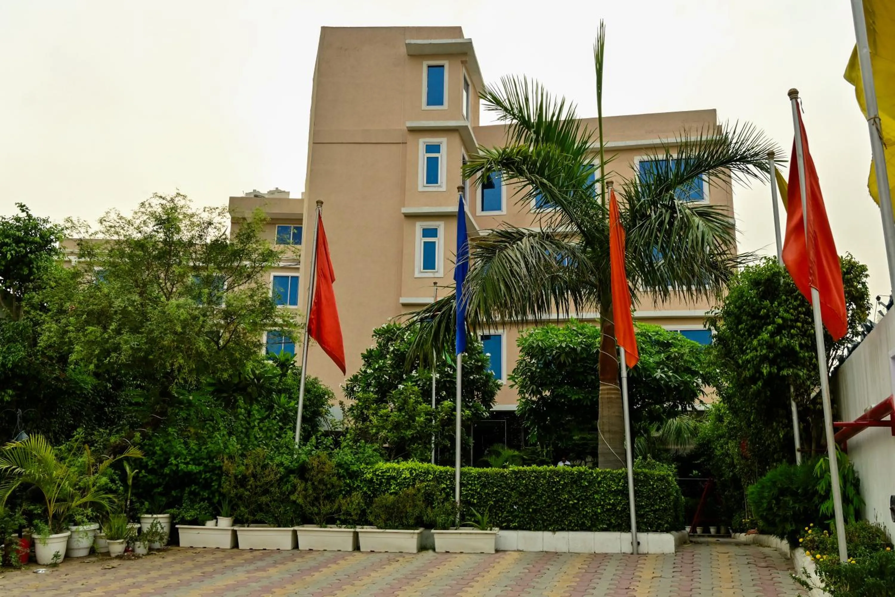 V Hotel TSSG near Delhi IGI Airport