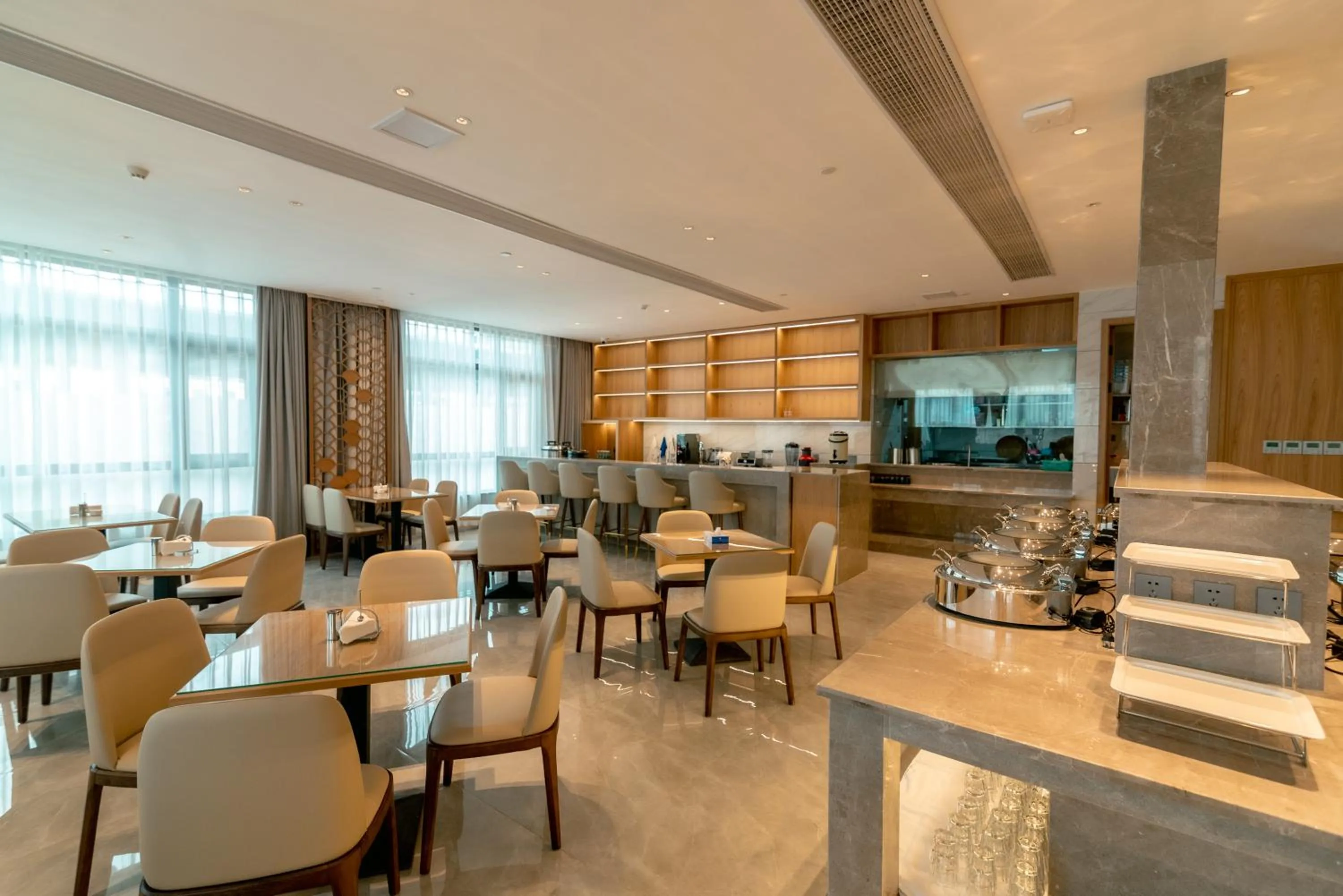 Restaurant/places to eat in ShengDa International Hotel