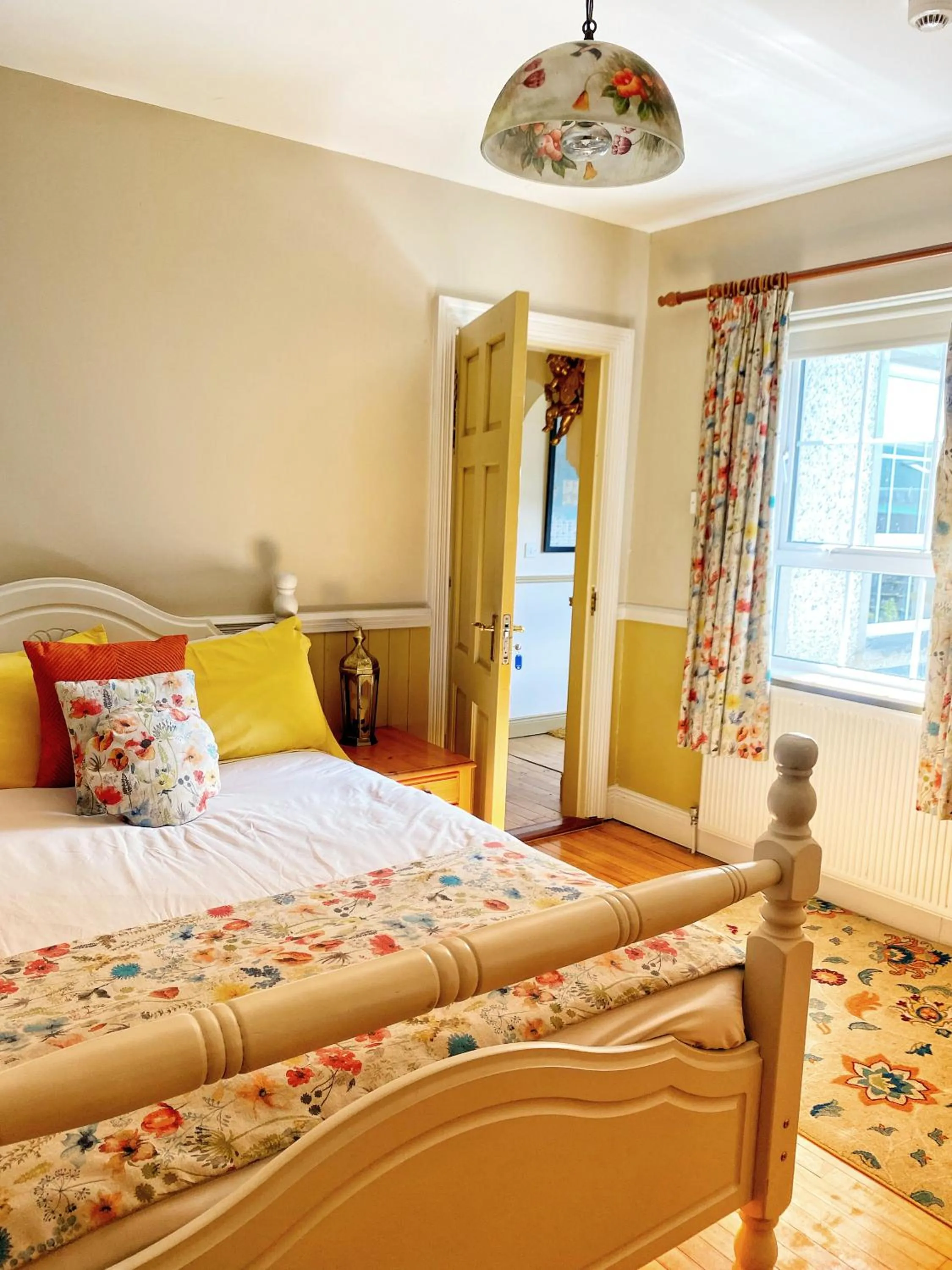 Bed in Dulrush Lodge Guest House, Restaurant and Self-Catering