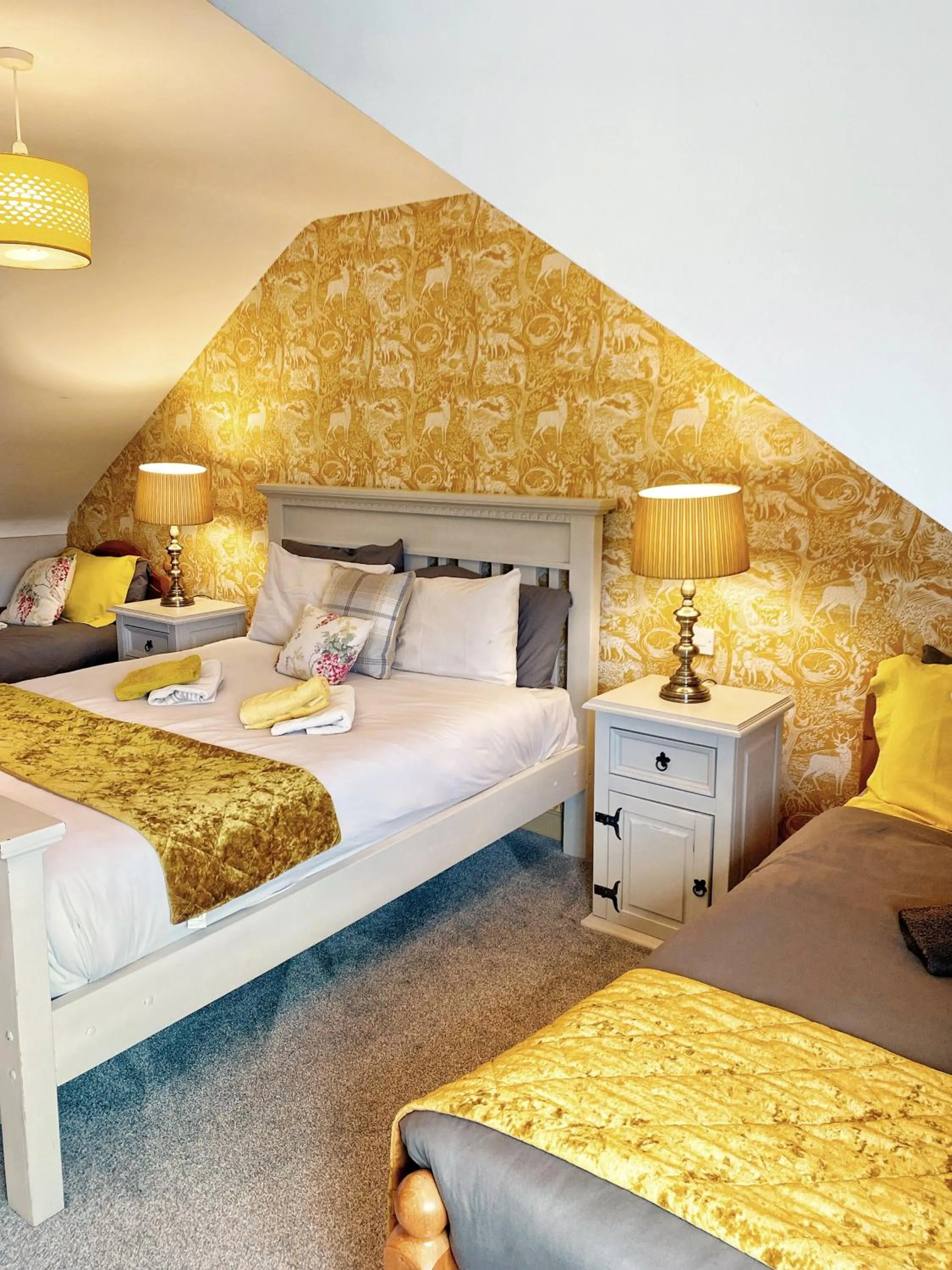 Bed in Dulrush Lodge Guest House, Restaurant and Self-Catering