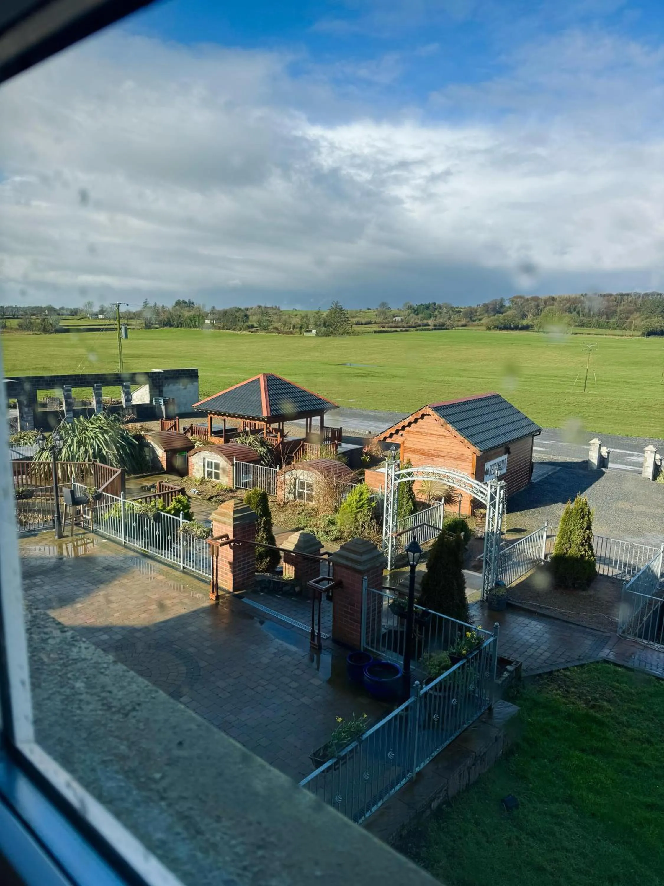 Property building in Dulrush Lodge Guest House, Restaurant and Self-Catering