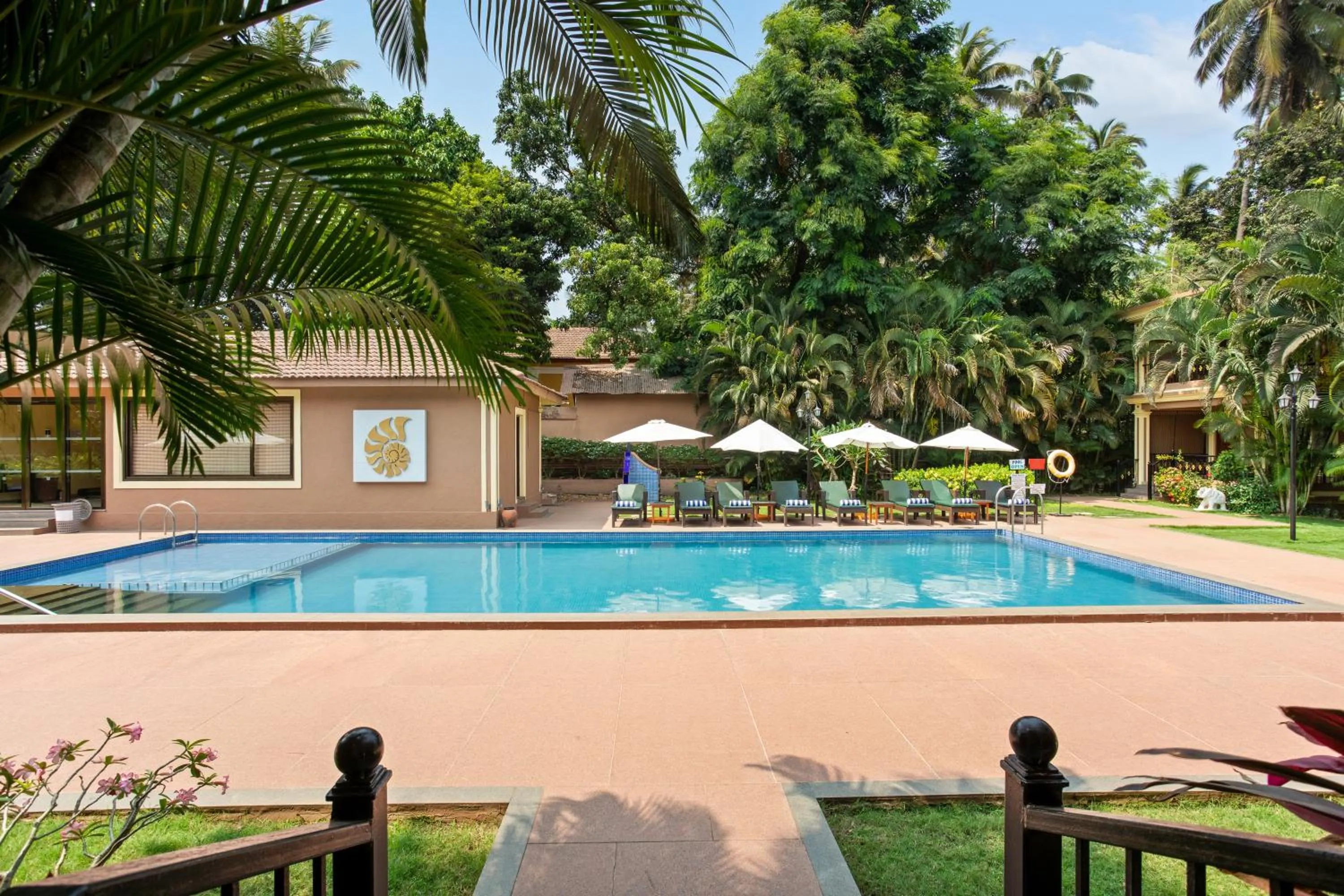 Swimming pool in Seashell Suites and Villas- Candolim Goa