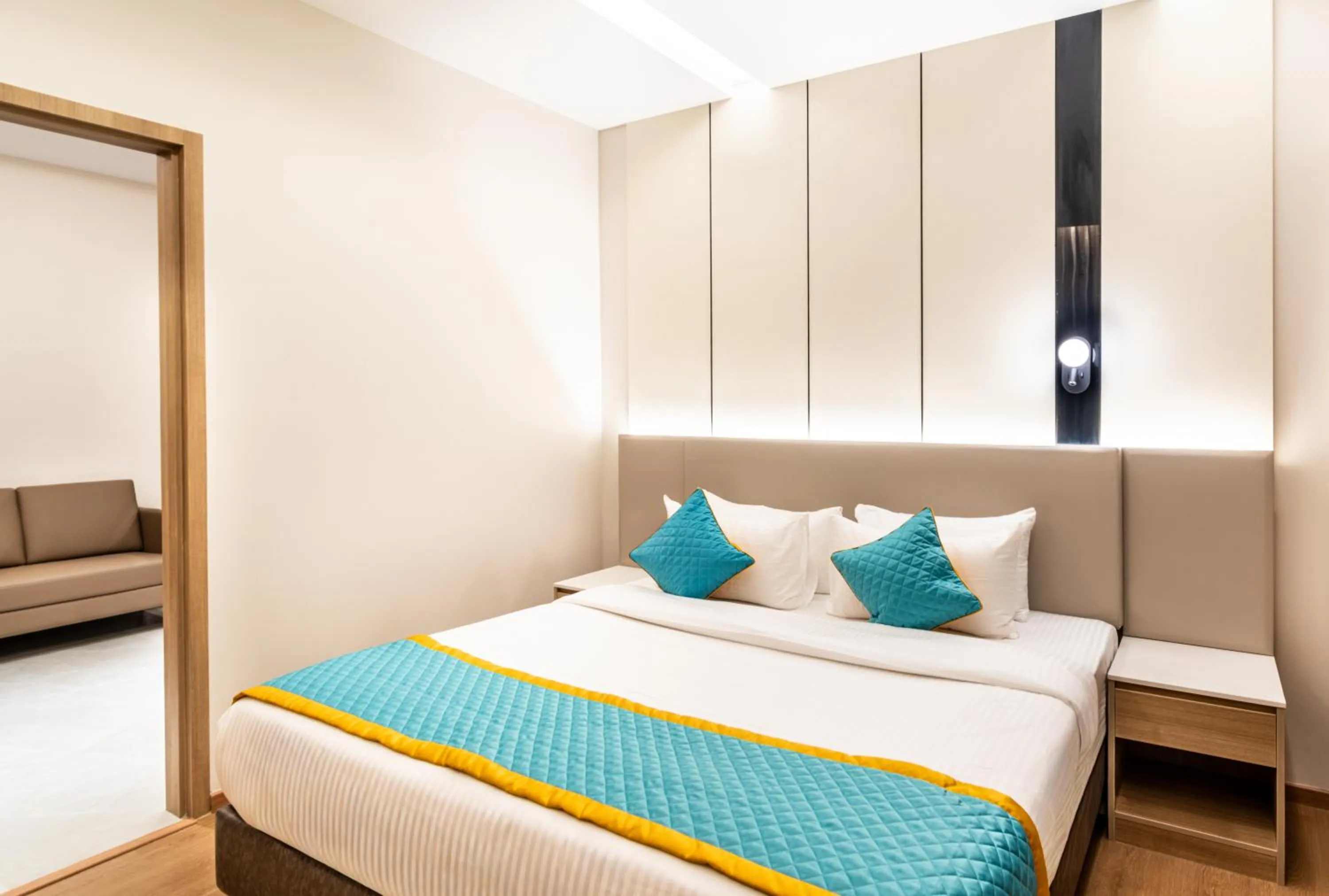 Living room, Bed in Hotel Lenexa by Bestinn Leisure