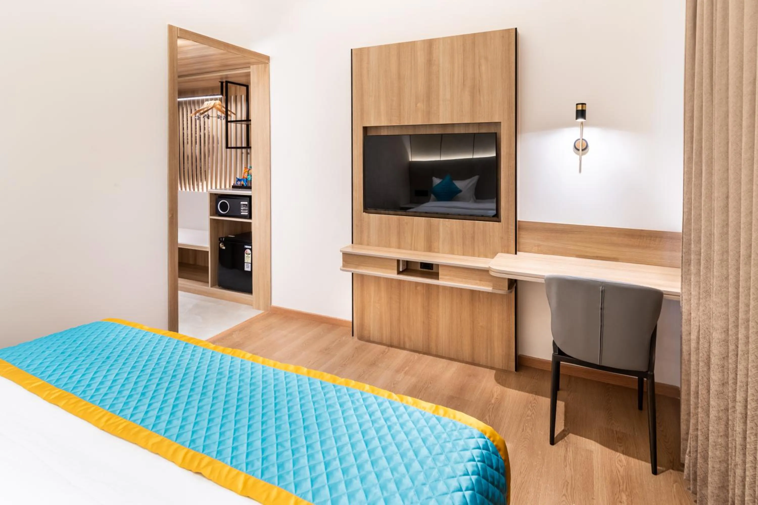 Bed in Hotel Lenexa by Bestinn Leisure