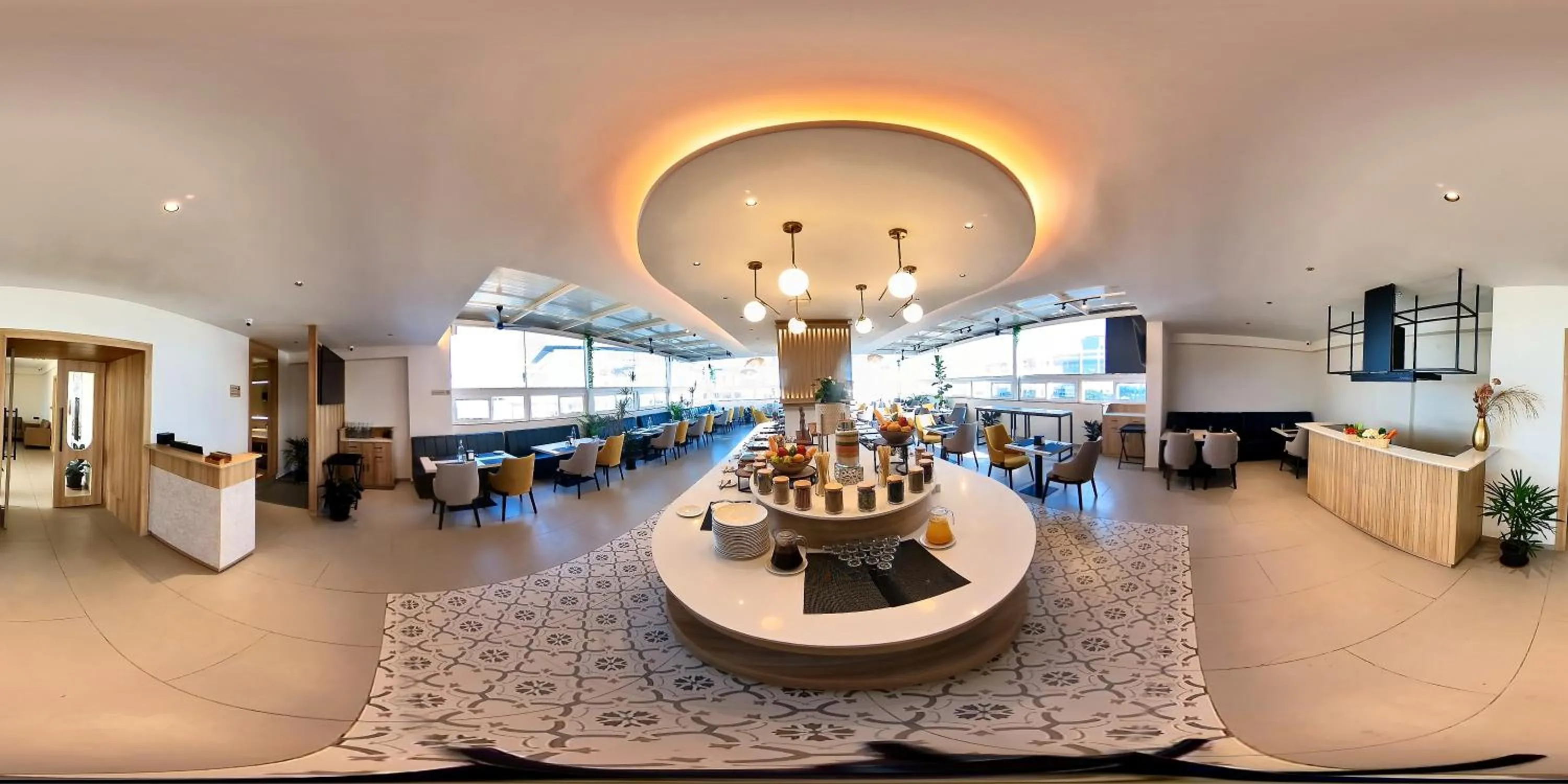 Restaurant/places to eat in Hotel Lenexa by Bestinn Leisure