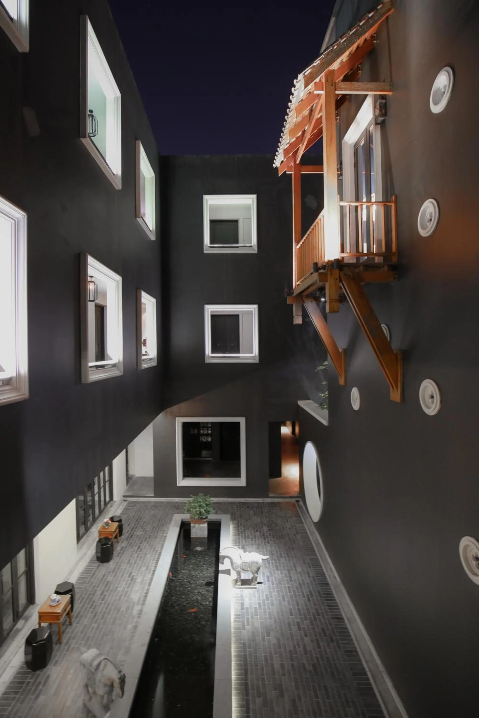 Night in Hotel Ping Silhouette