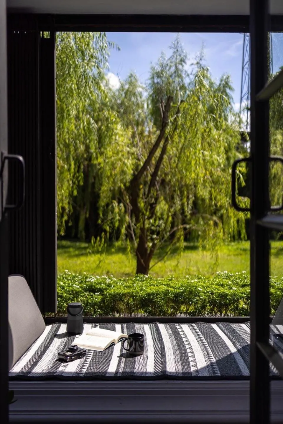 Natural landscape in Hotel Ping Silhouette