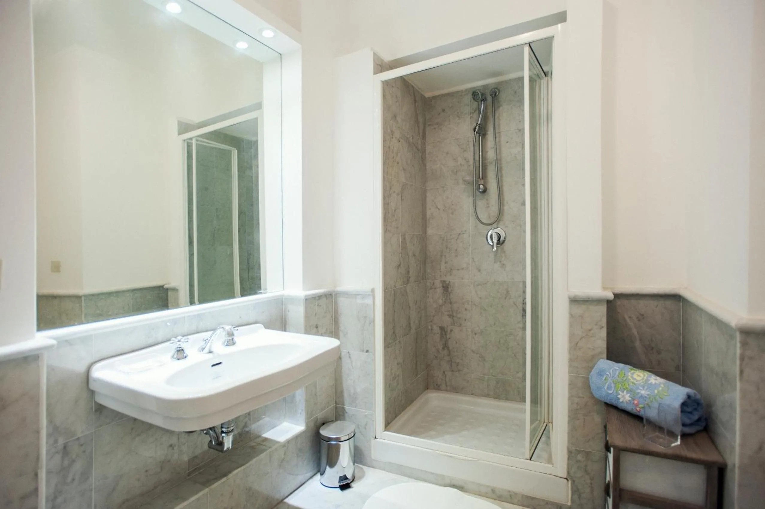 Bathroom in S.Andrea