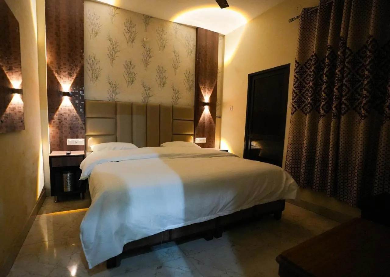 Bed in Hotel Blessing Inn