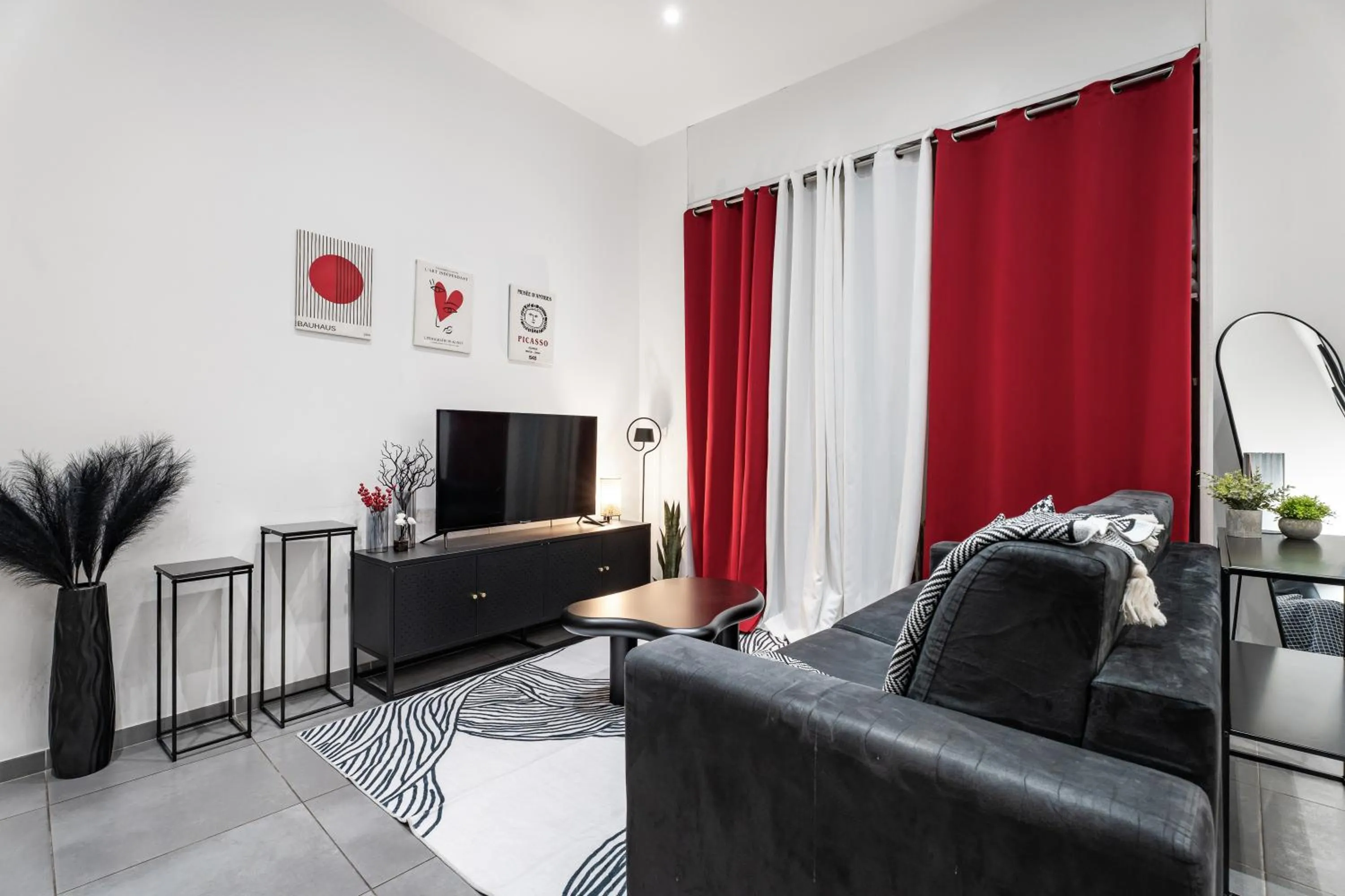 Living room in Nice Renting - GALLO - New Modern Loft Old Town Massena
