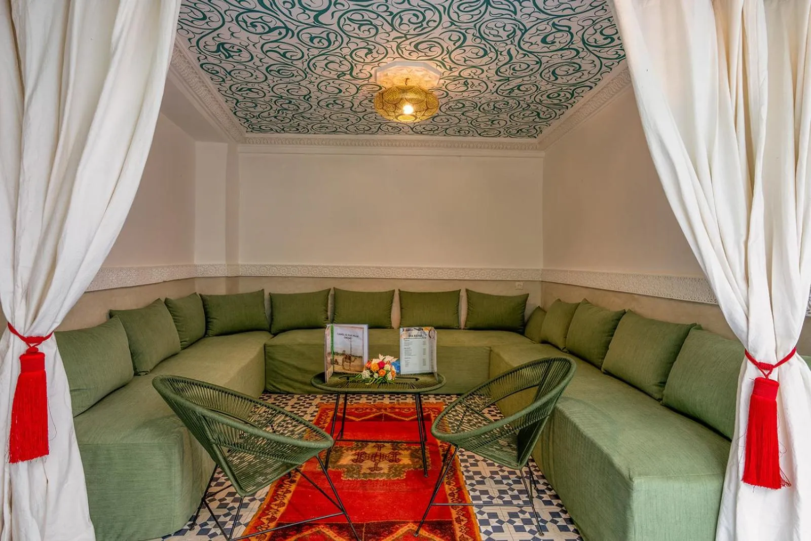 Living room in Riad Jabador De Marrakech