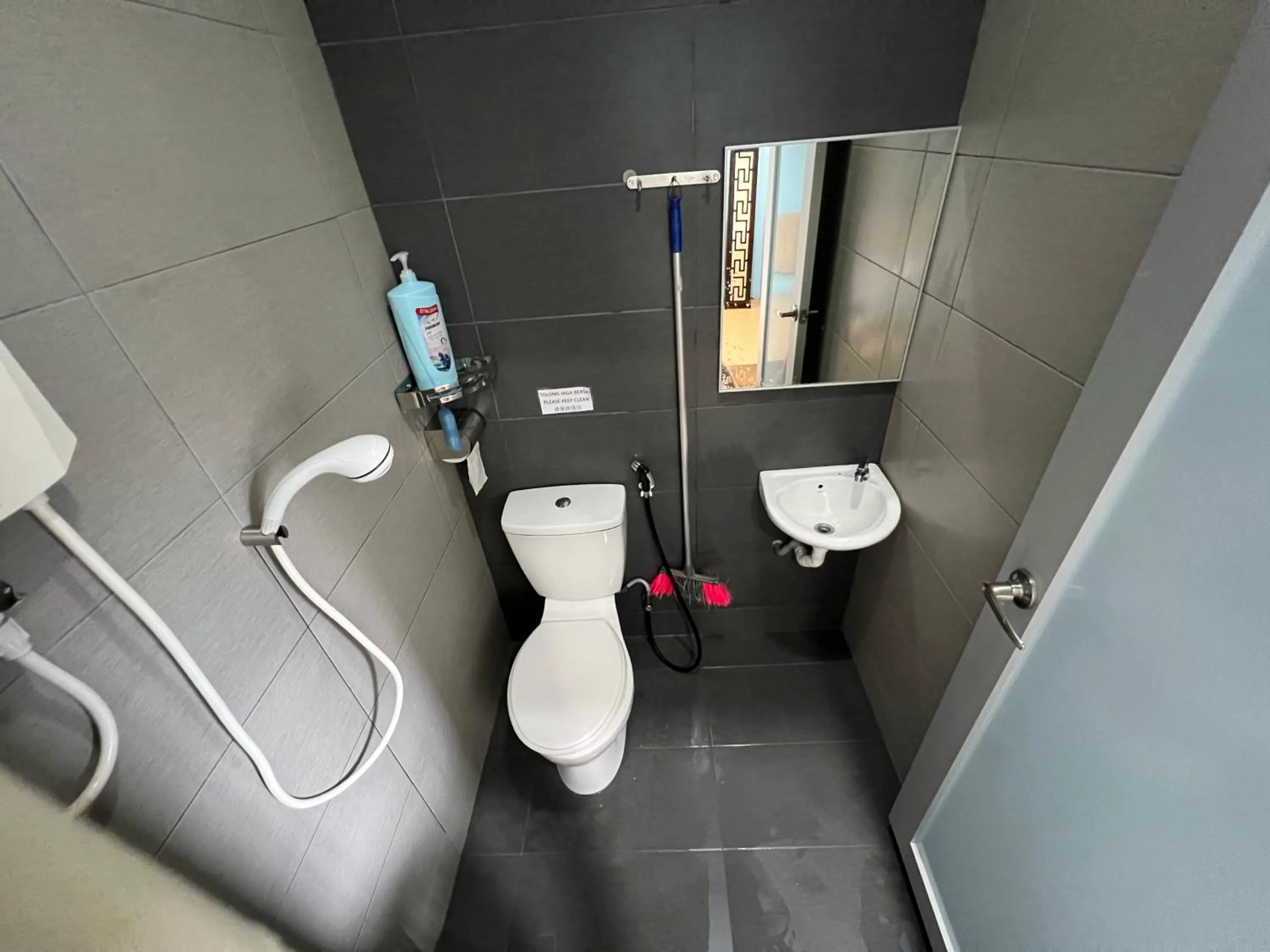 Jiaxin Homestay - Desa Terbau 家馨民宿