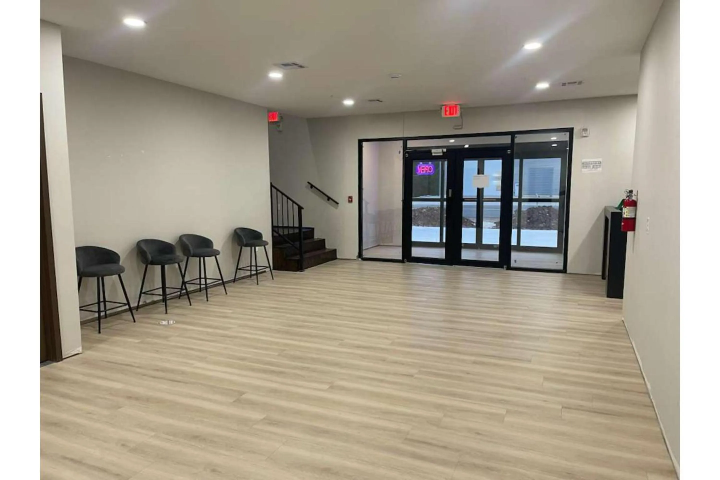 Lobby or reception in Hotel O Efficiency De Luxe Near Lake Charles Sulphur