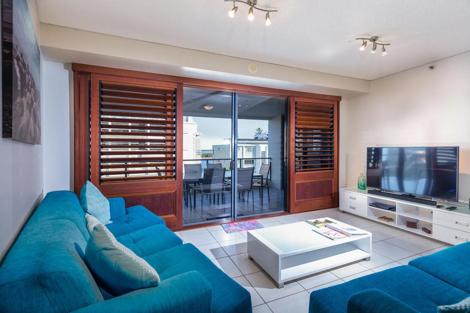 TV and multimedia in The Waterford Prestige Apartments