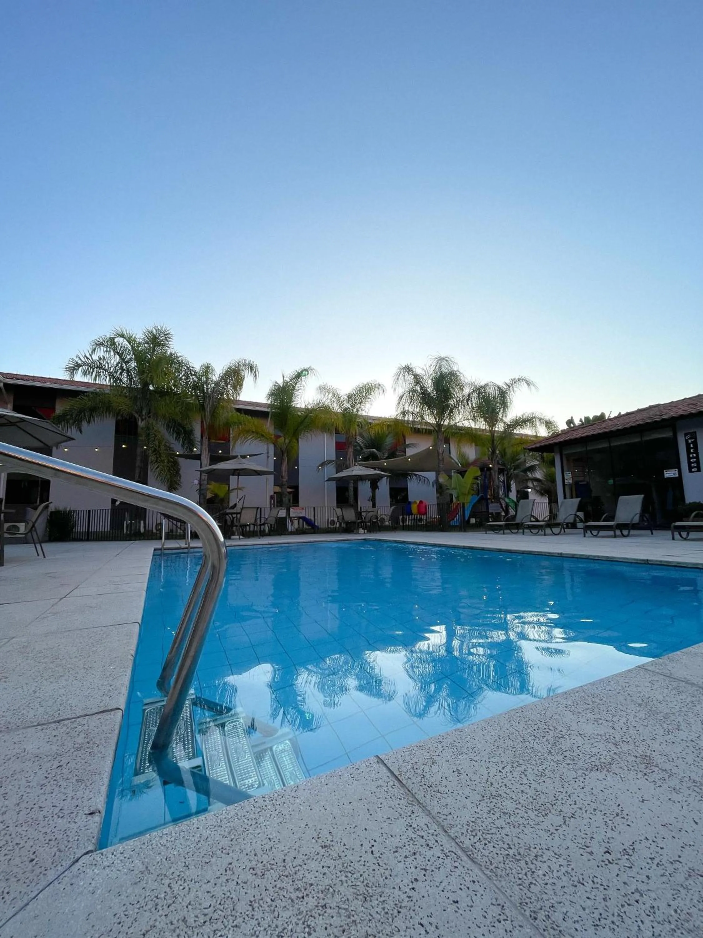 Swimming pool in Cegil Hotel Boulevard