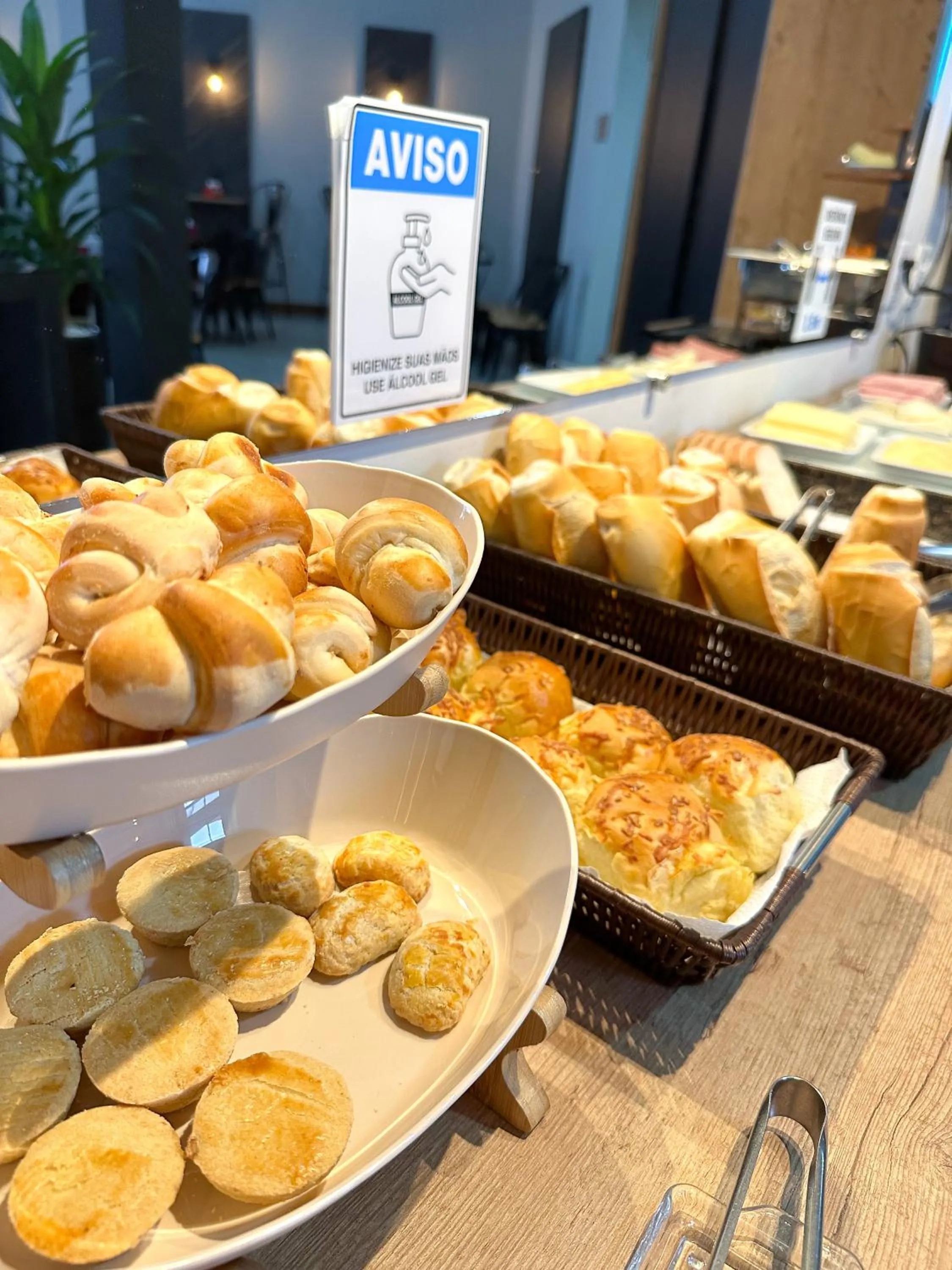 Breakfast in Cegil Hotel Boulevard