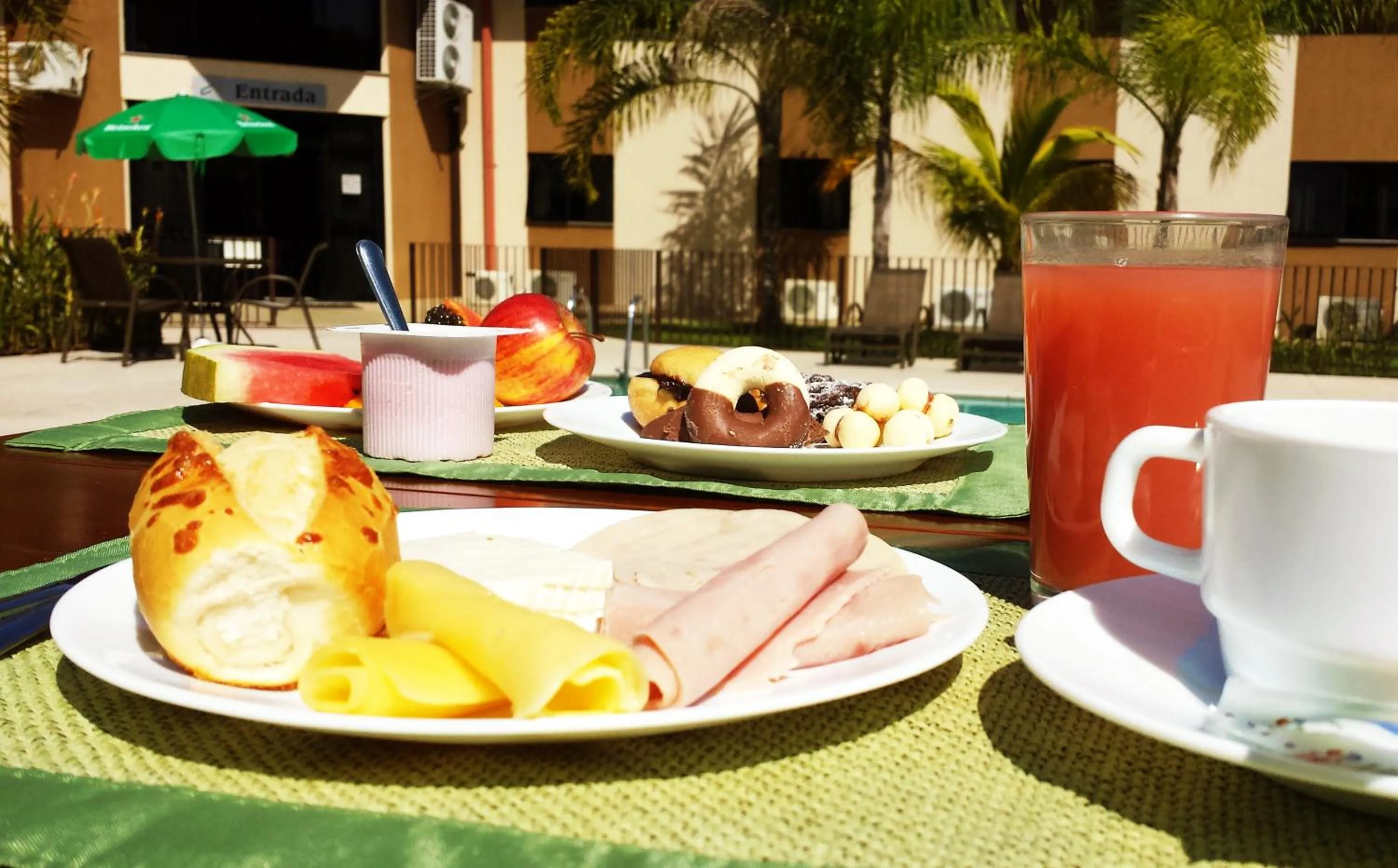 Breakfast in Cegil Hotel Boulevard