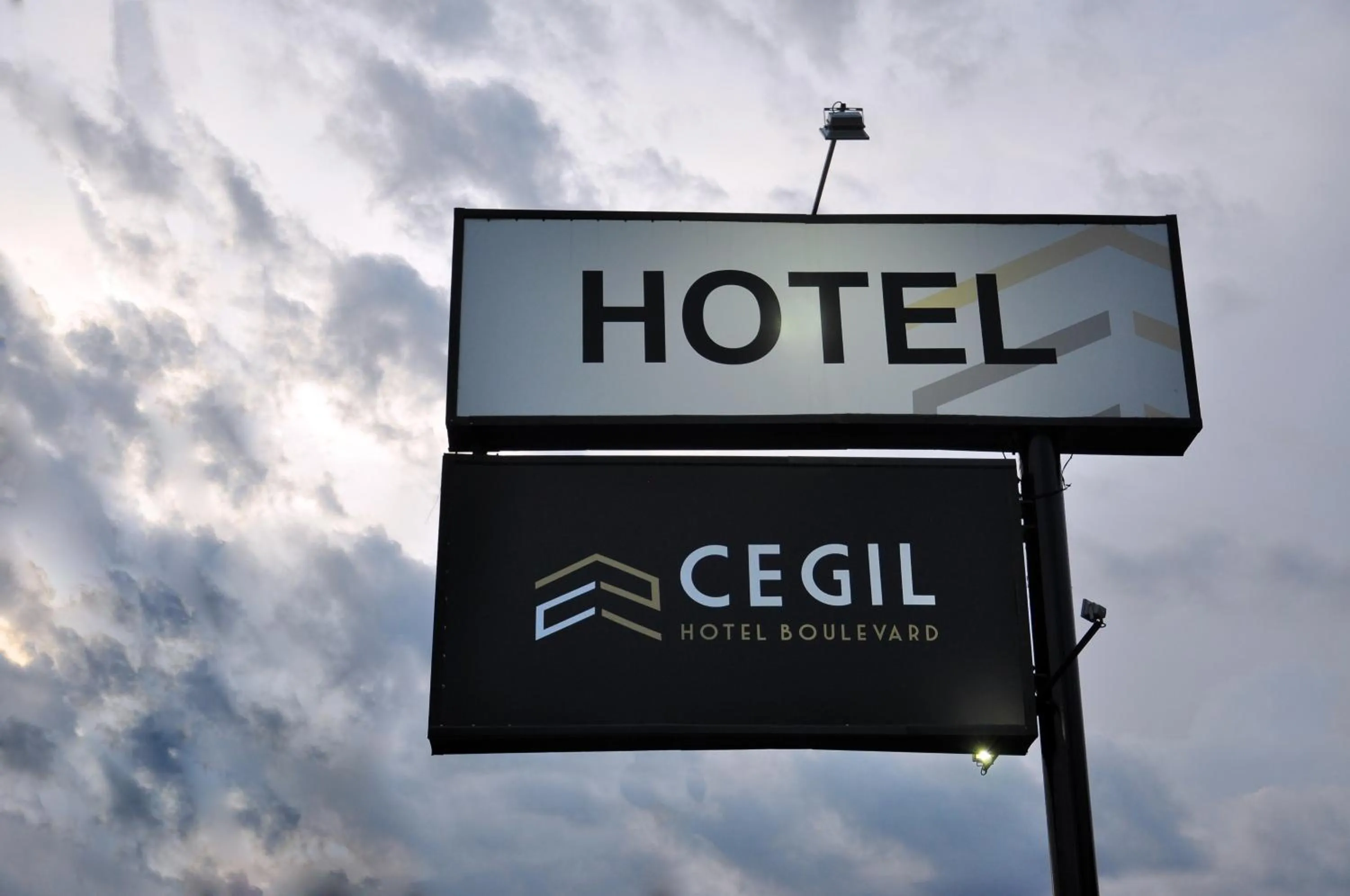 Property building in Cegil Hotel Boulevard