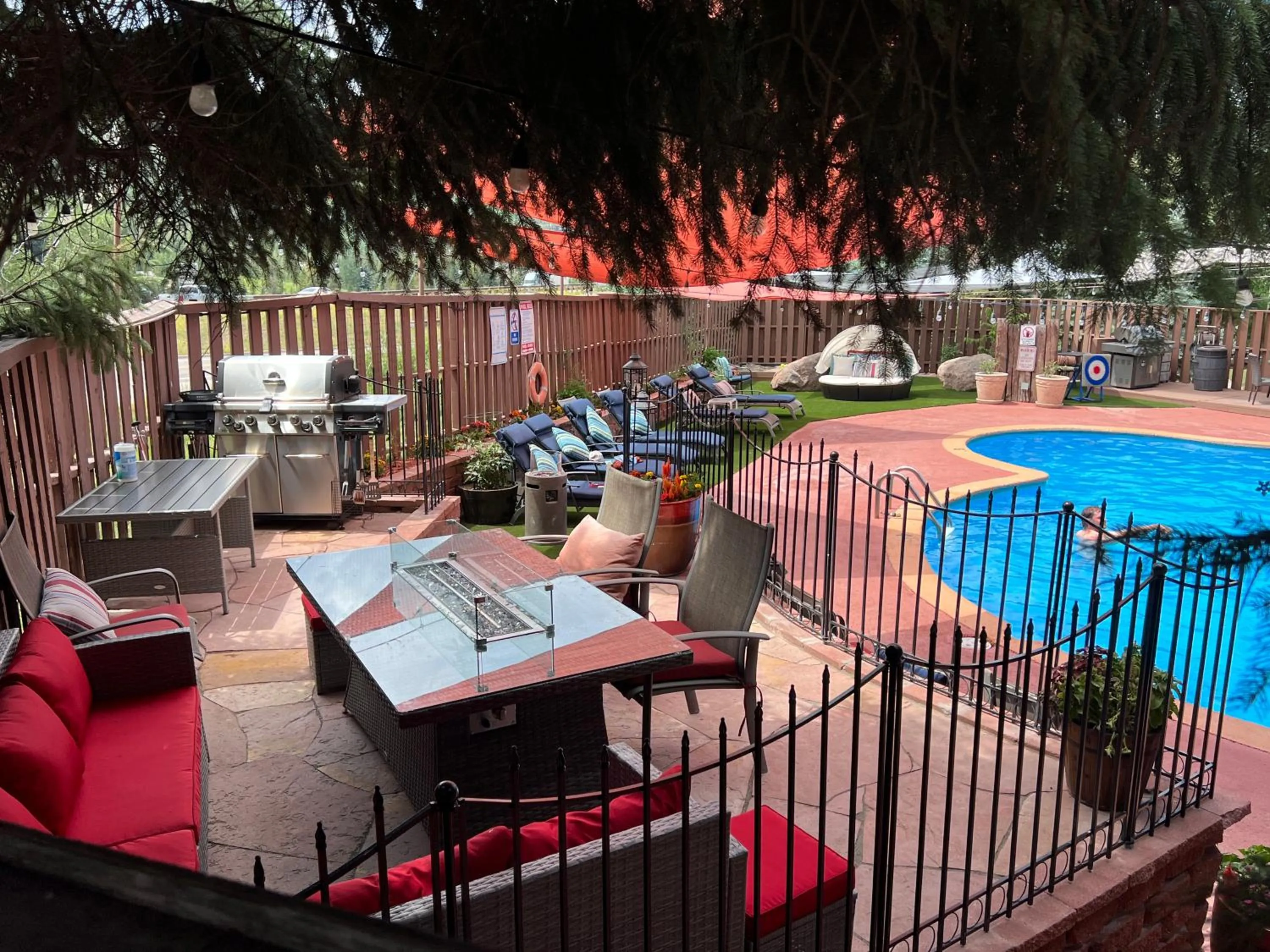 Swimming pool in Vail Run Resort