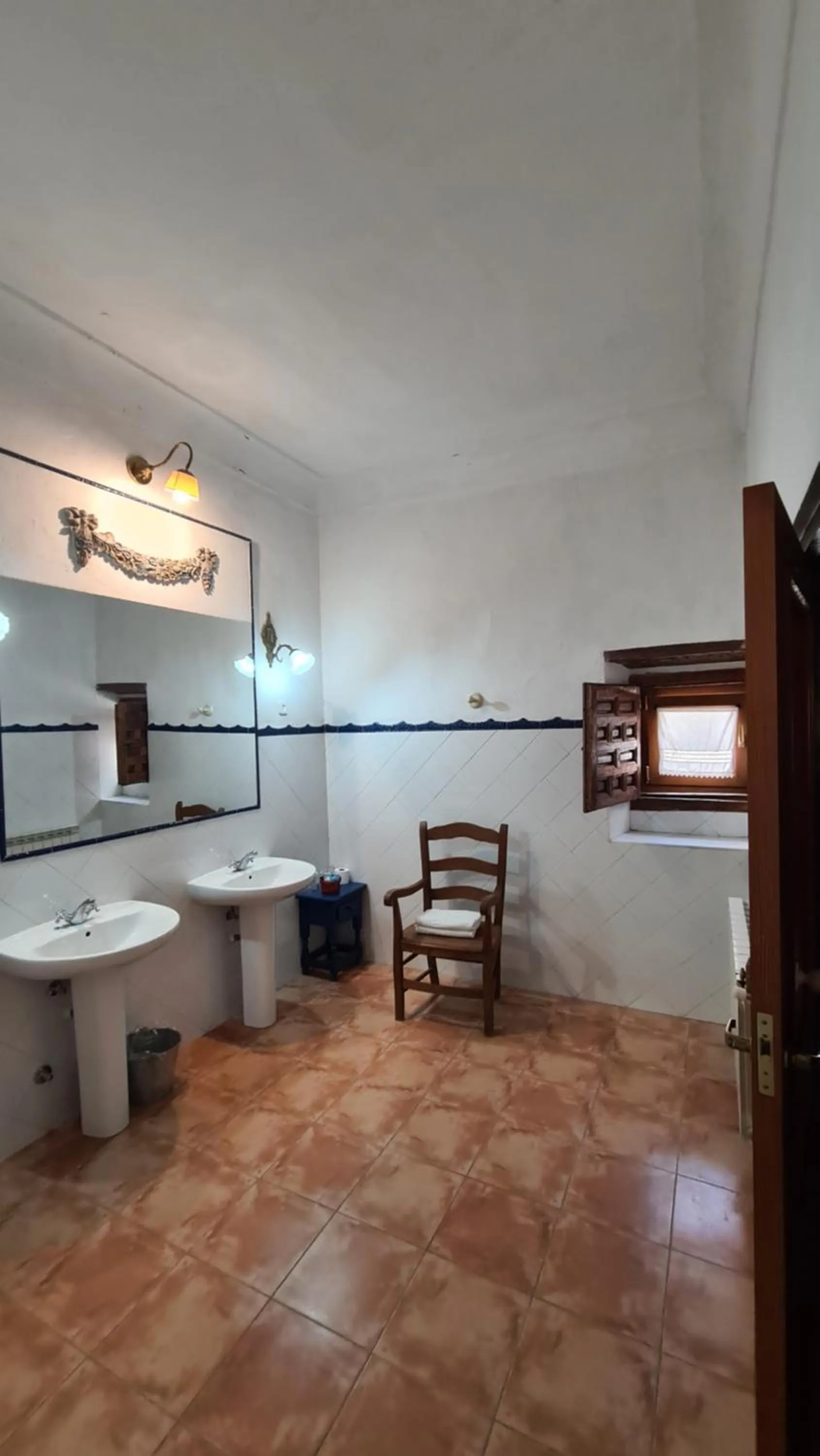 Bathroom in Casa Palacio Conde de Garcinarro