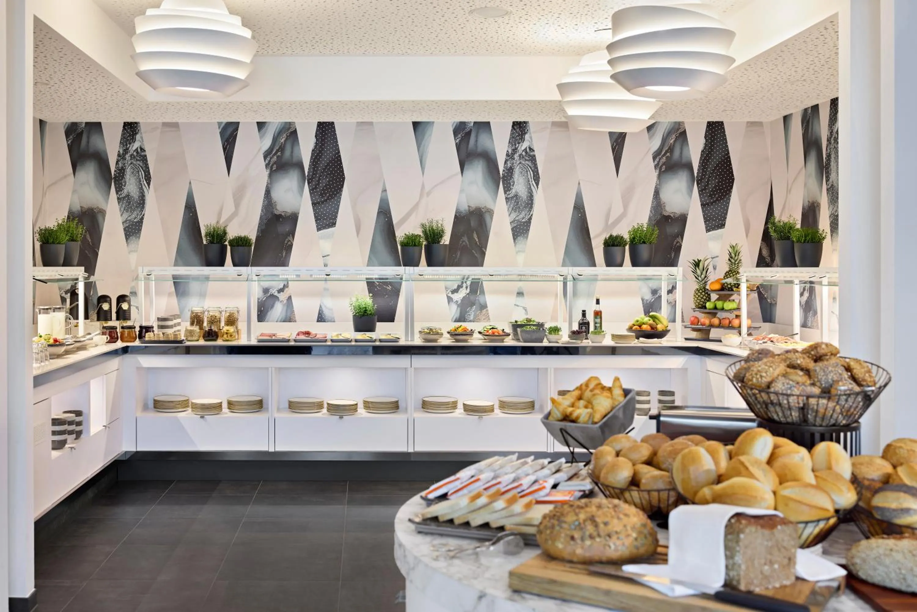 Breakfast in Essential by Dorint Düsseldorf Deiker Höfe
