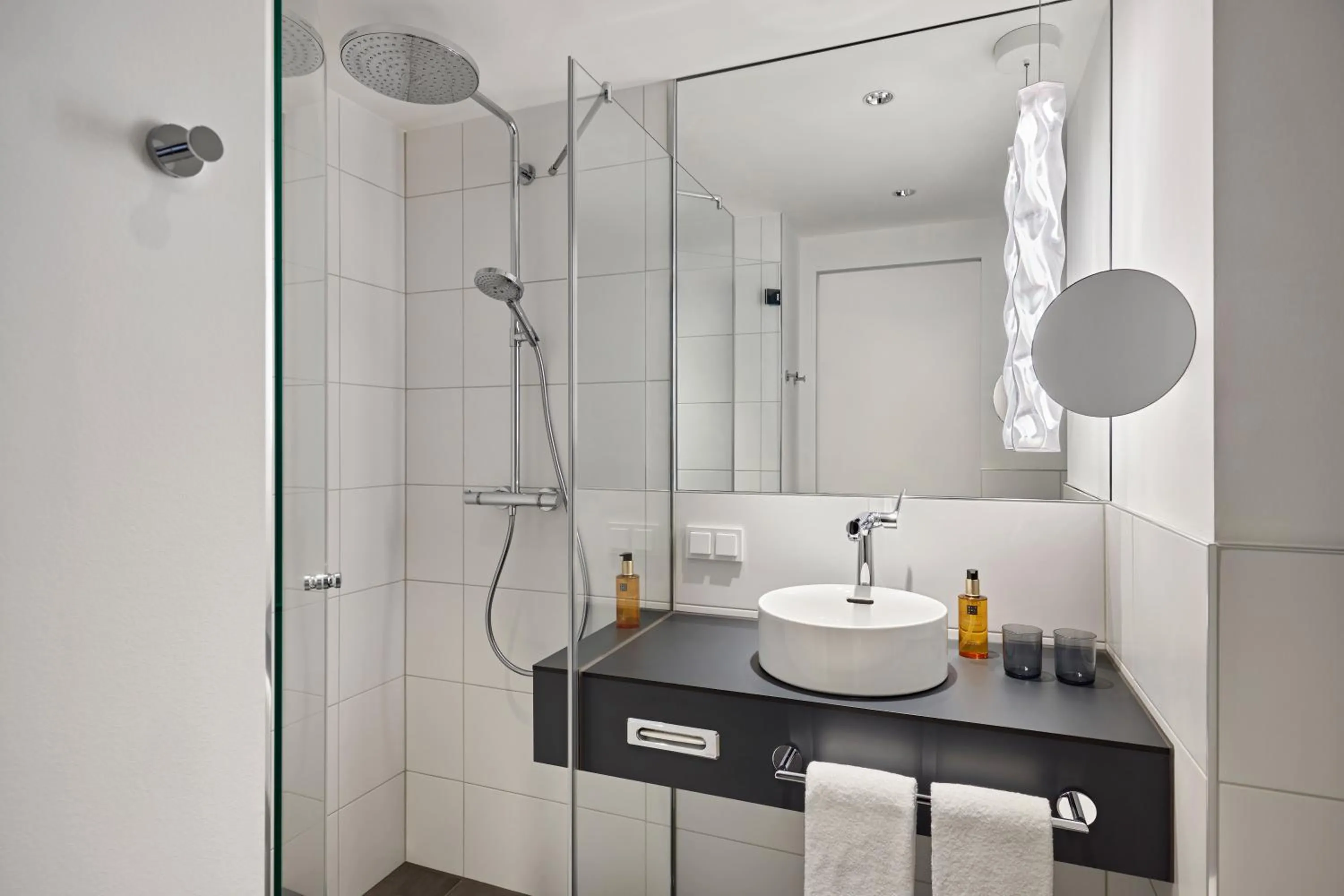 Bathroom in Essential by Dorint Düsseldorf Deiker Höfe