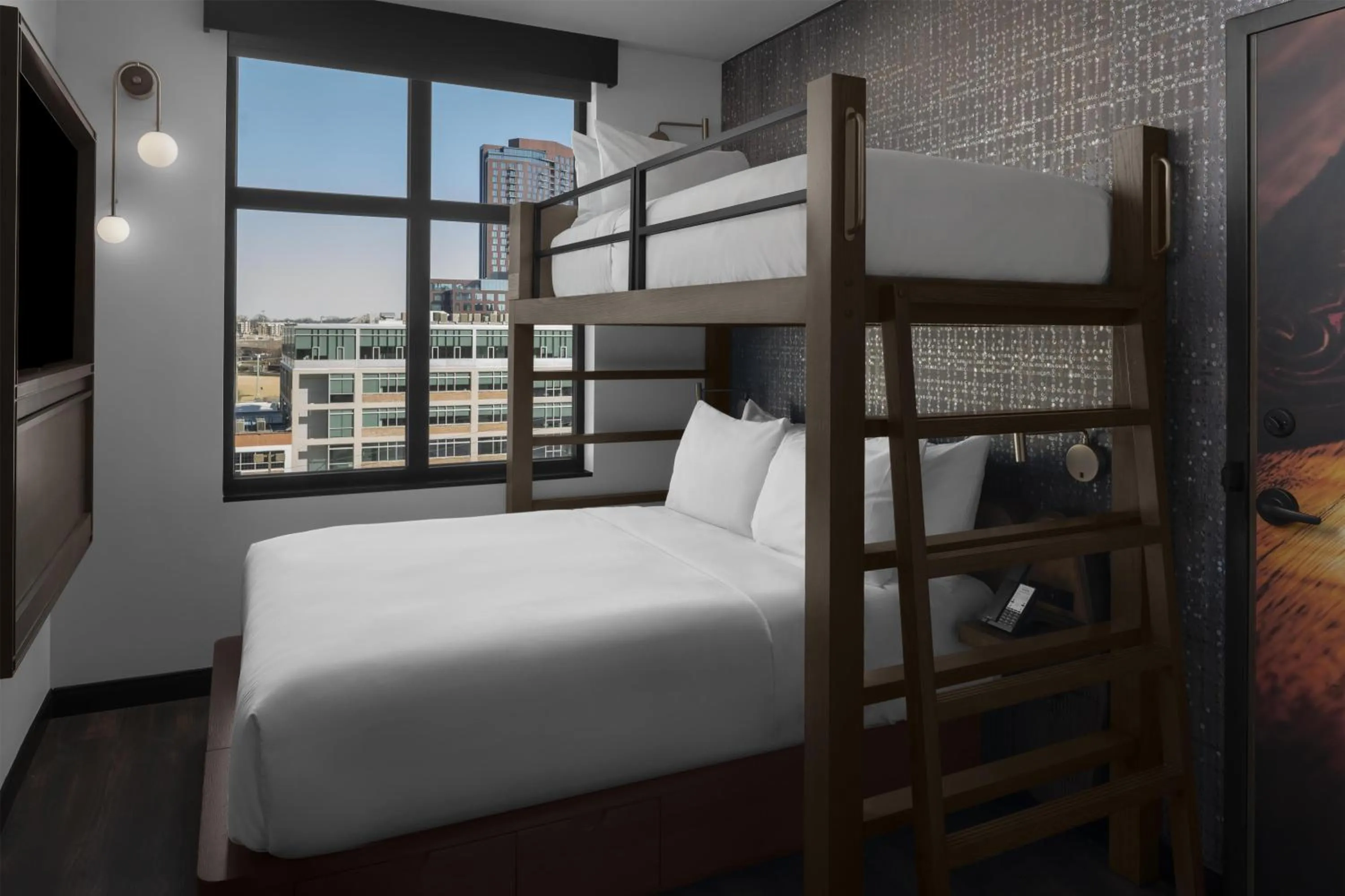 Bed in Motto By Hilton Nashville Downtown