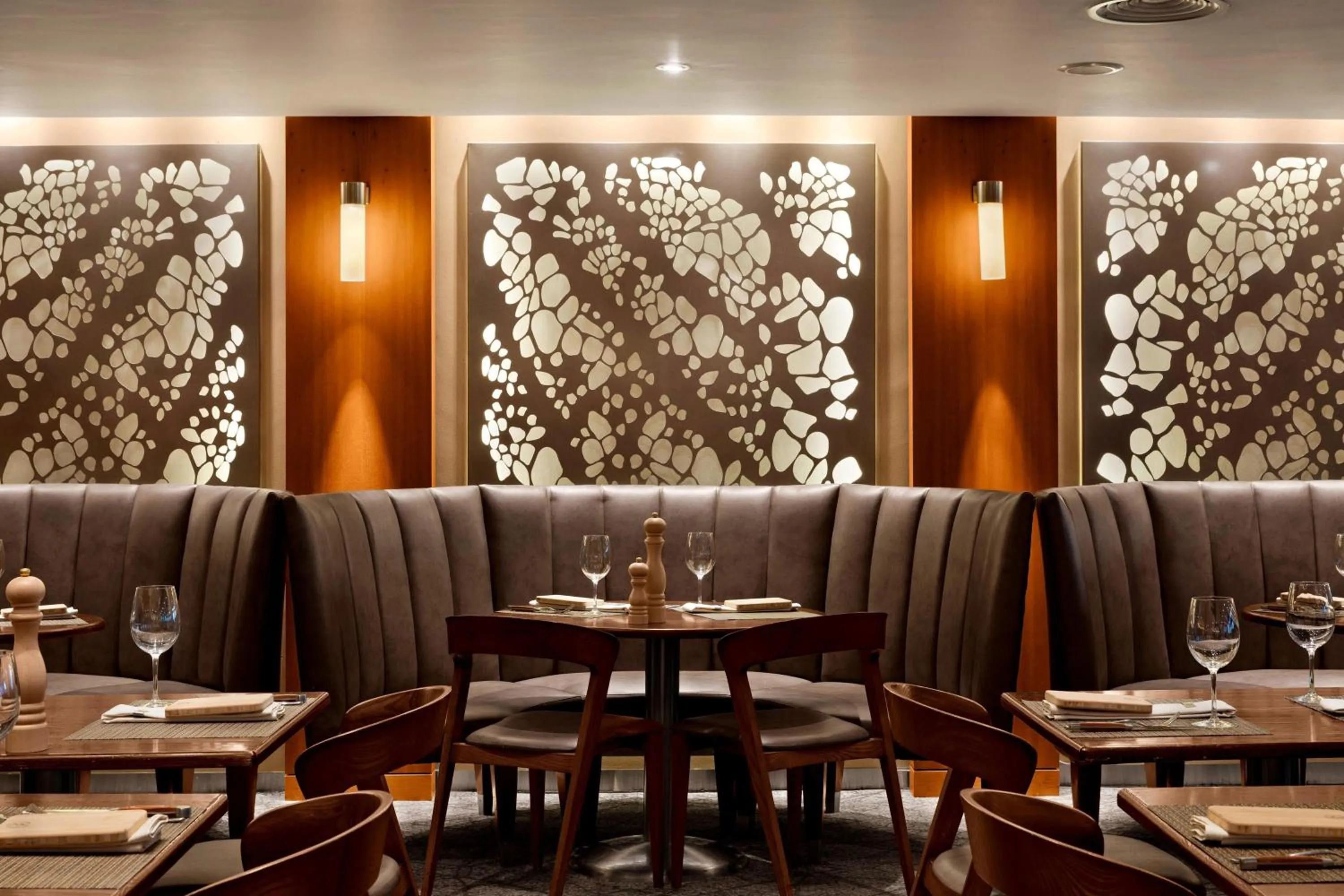 Restaurant/places to eat in The Westin Cape Town