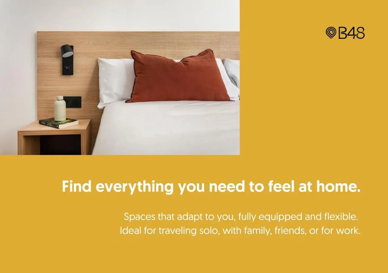 Text overlay, Bed in B48 Valencia Feria