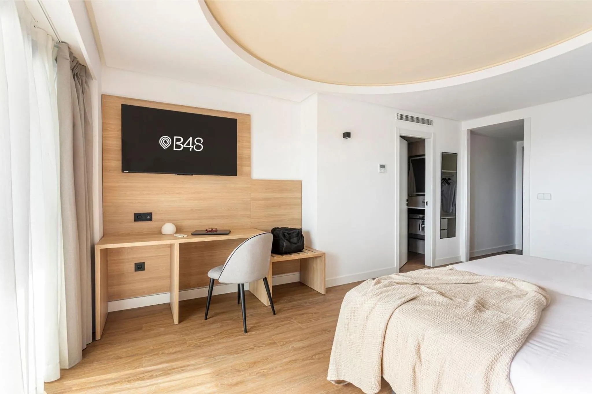 TV and multimedia, Bed in B48 Valencia Feria