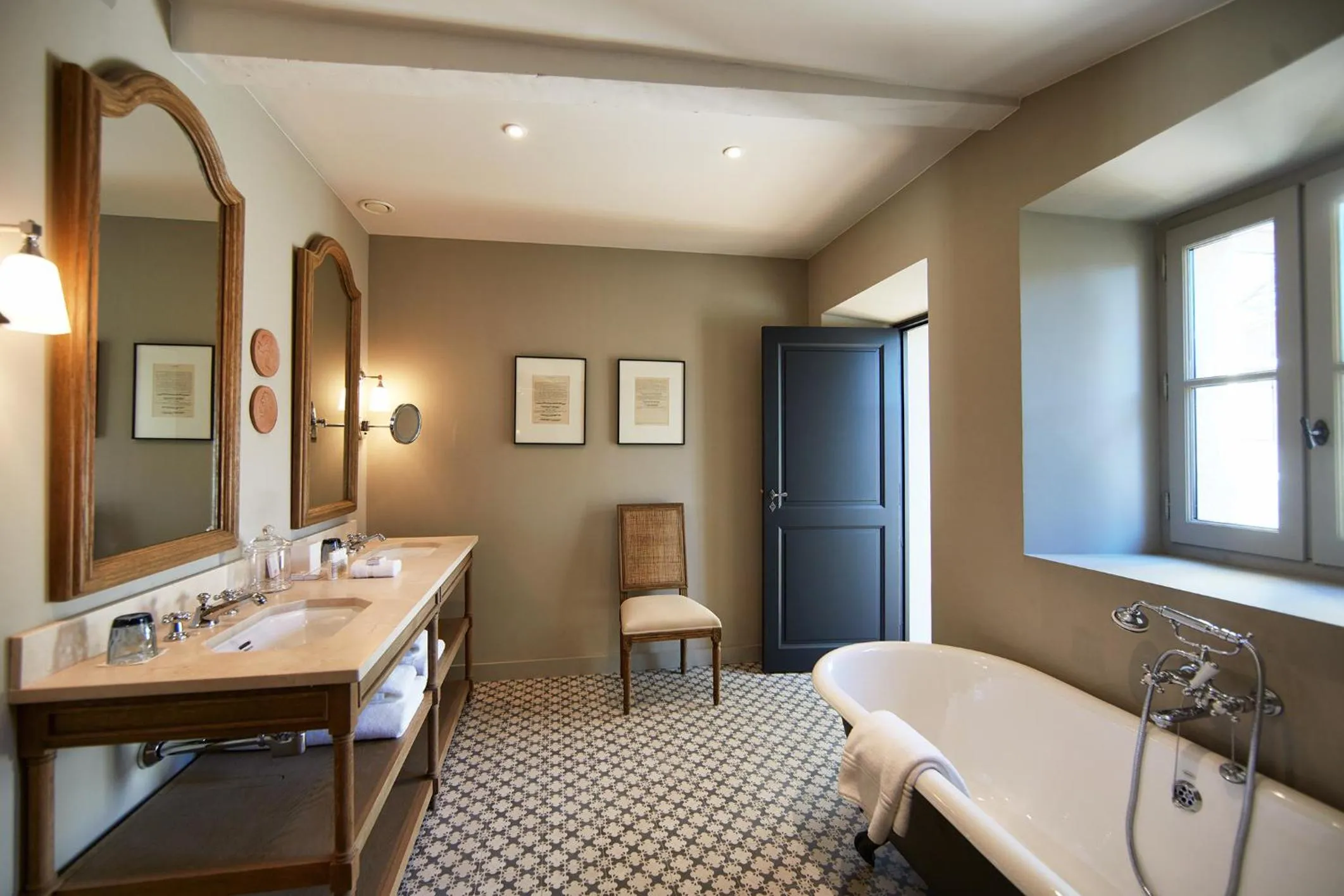 Bathroom in Domaine de Fontenille