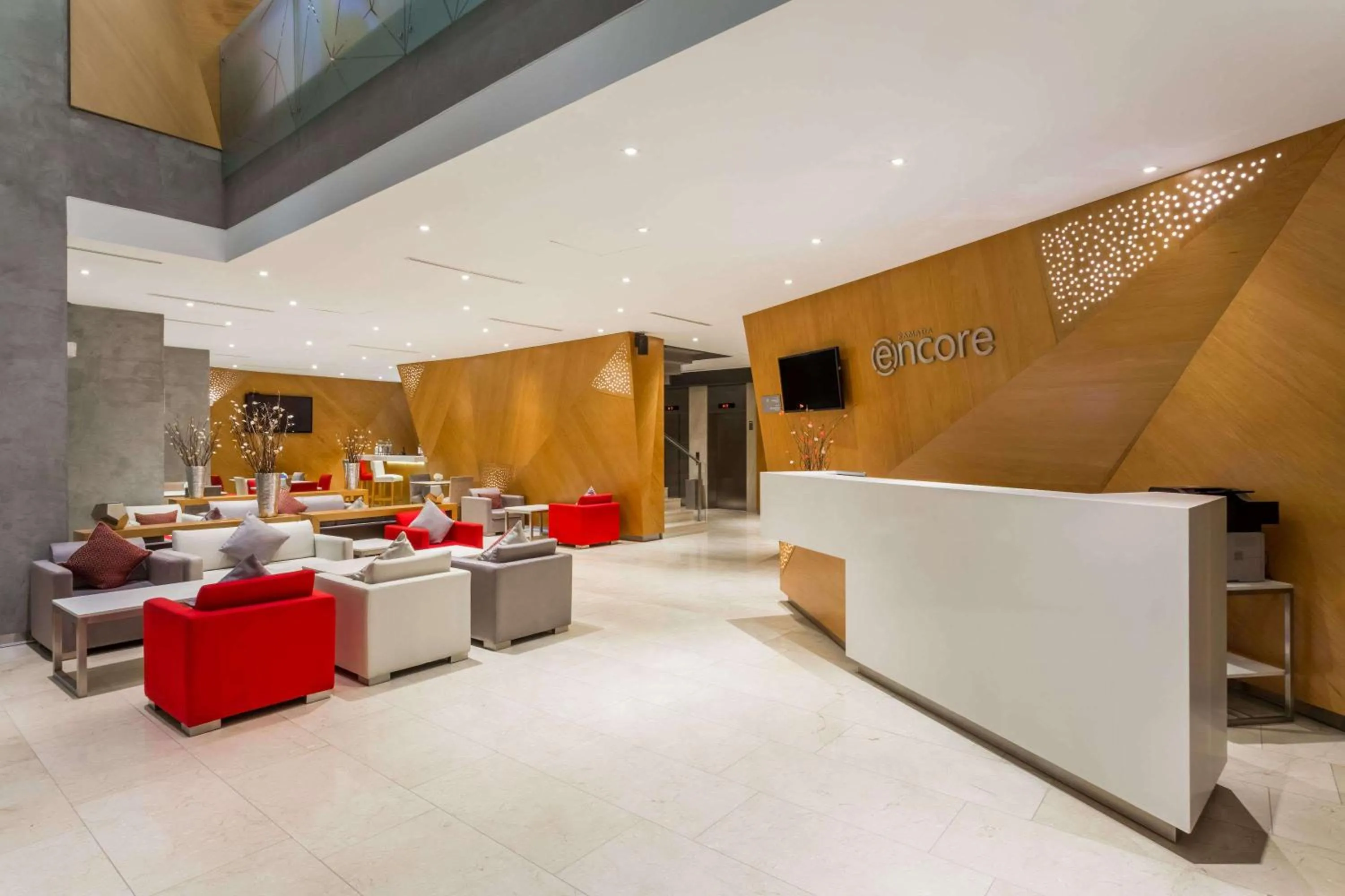 Lobby or reception in Ramada Encore by Wyndham Lima San Isidro