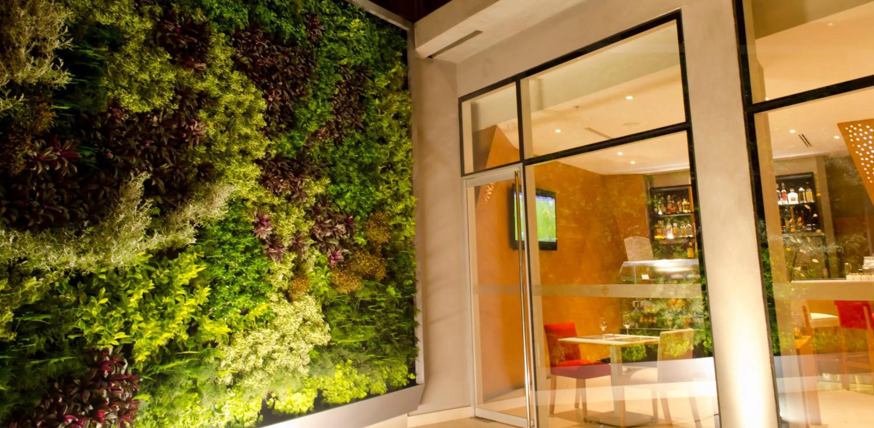 Garden in Ramada Encore by Wyndham Lima San Isidro