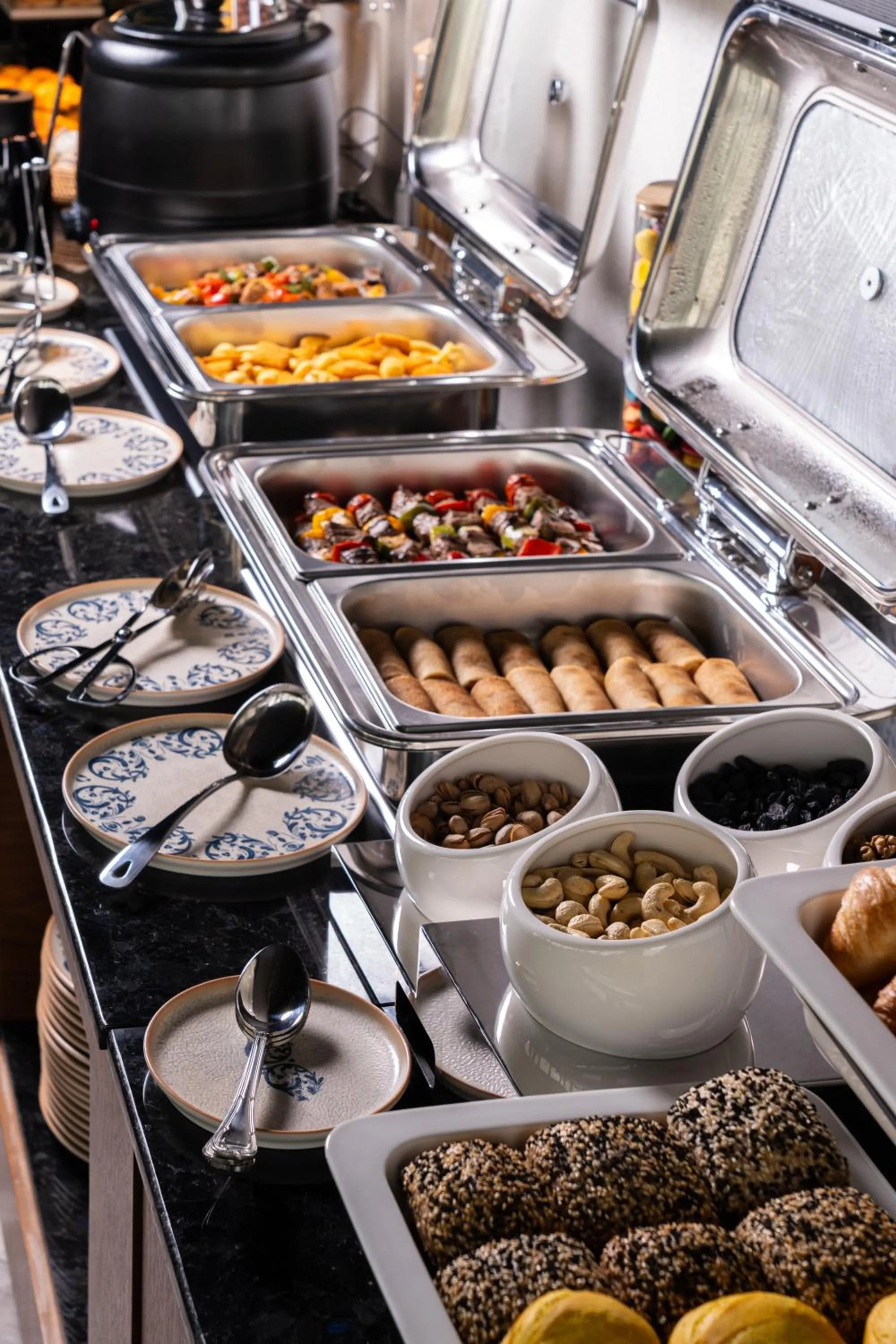 Buffet breakfast in Grand Dior