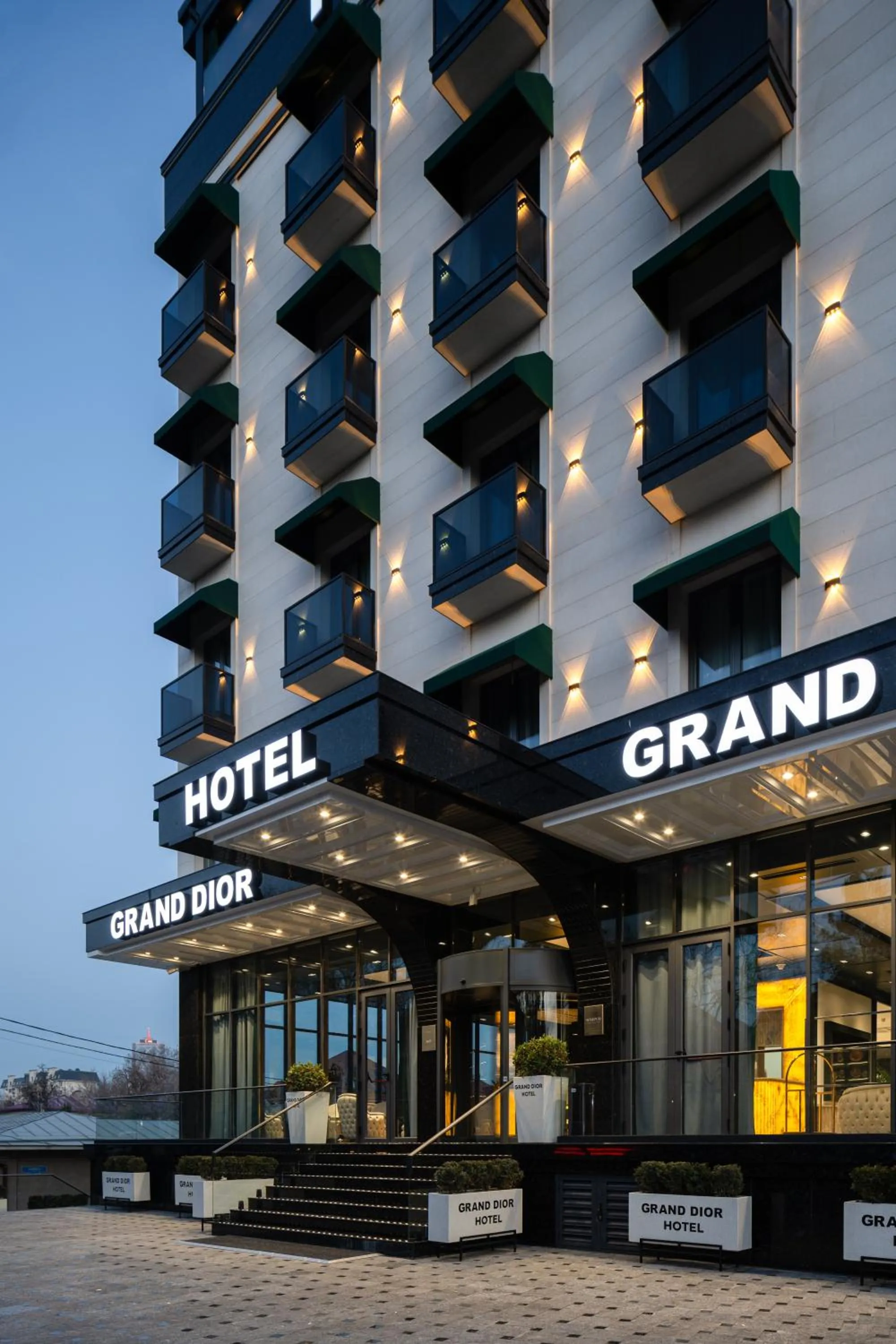 Property building in Grand Dior