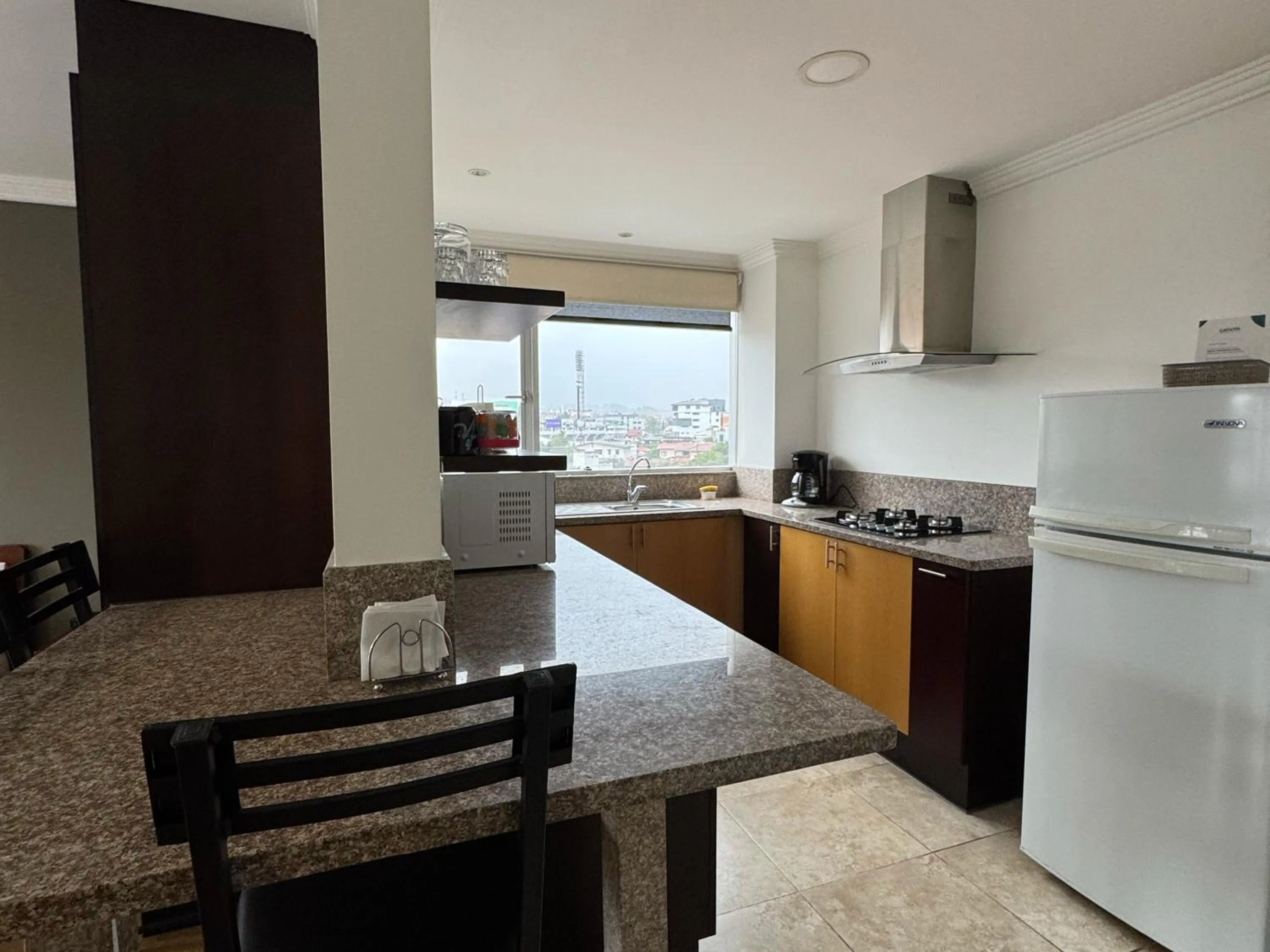 Dining area in Gaviota Apartments & Suites